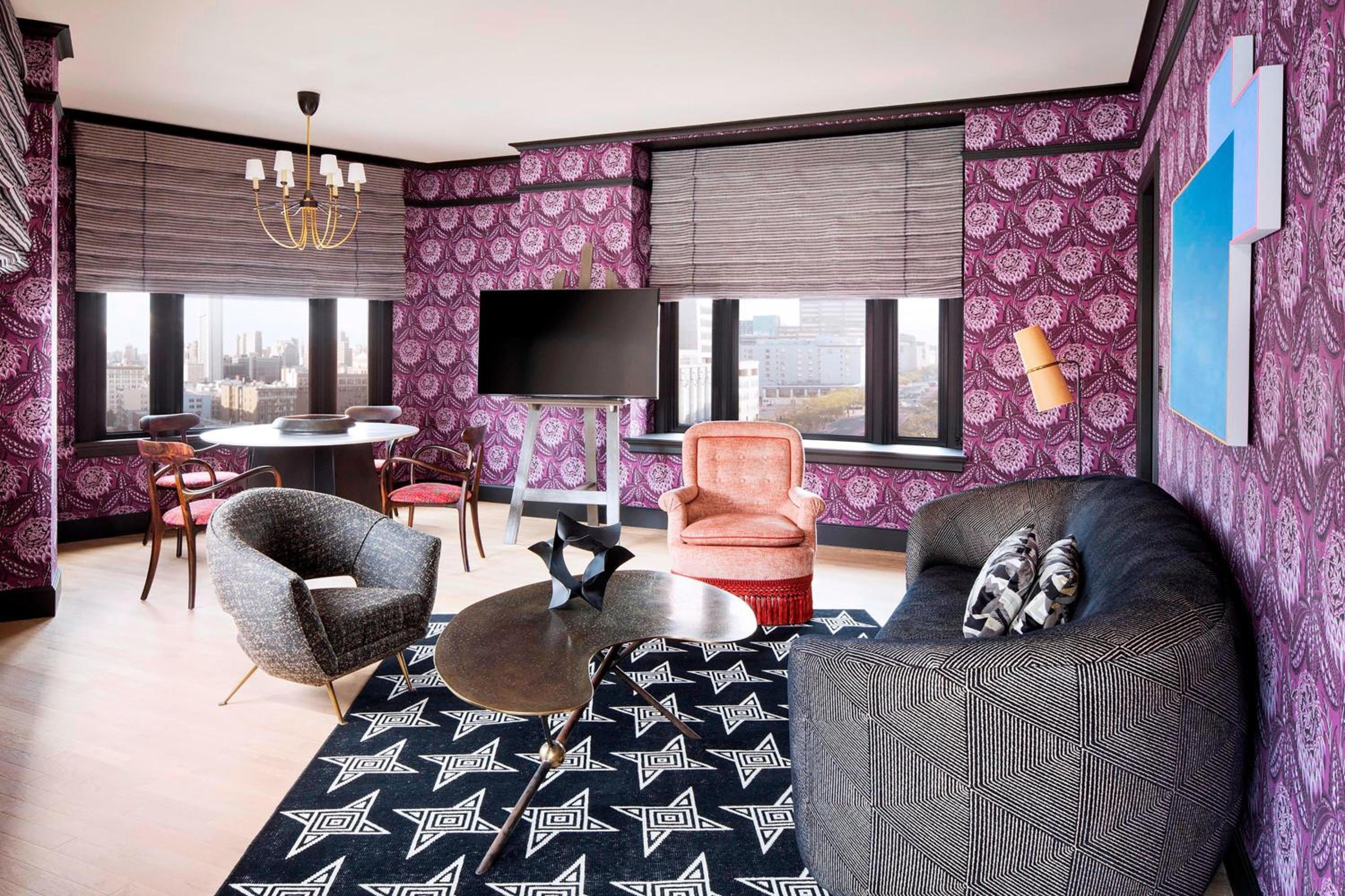 Premier Suite, 1 Bedroom Suite, 1 King, City view - Photo 14