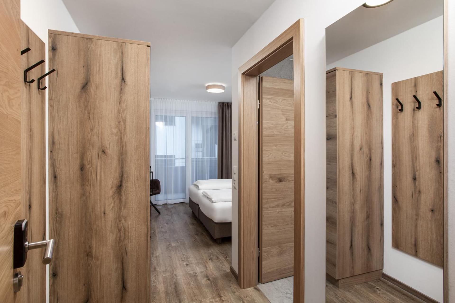 Two-Bedroom Apartment with Balcony photo 1
