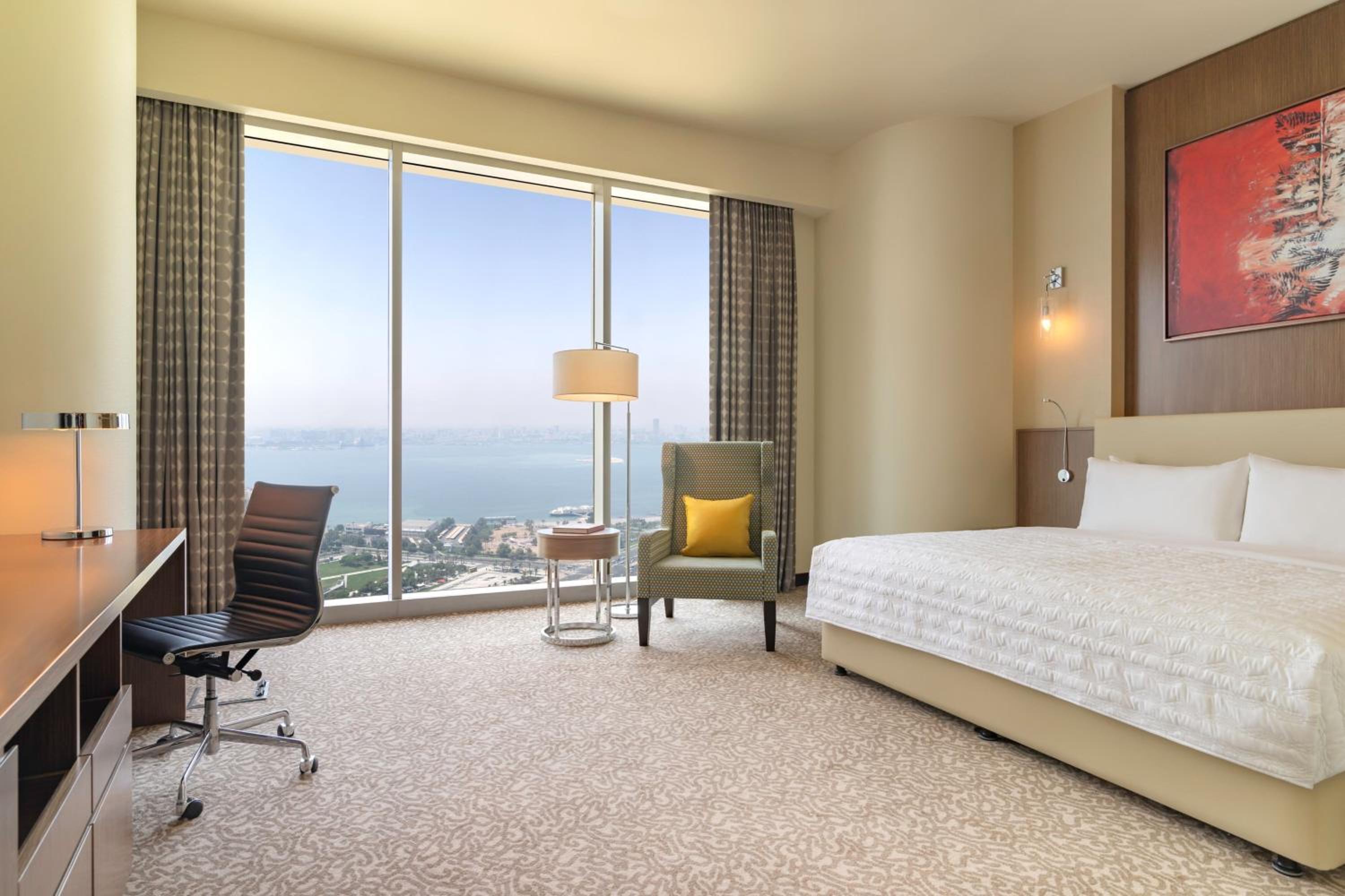 Le Meridien Club King Room with Beach Access - Photo 3