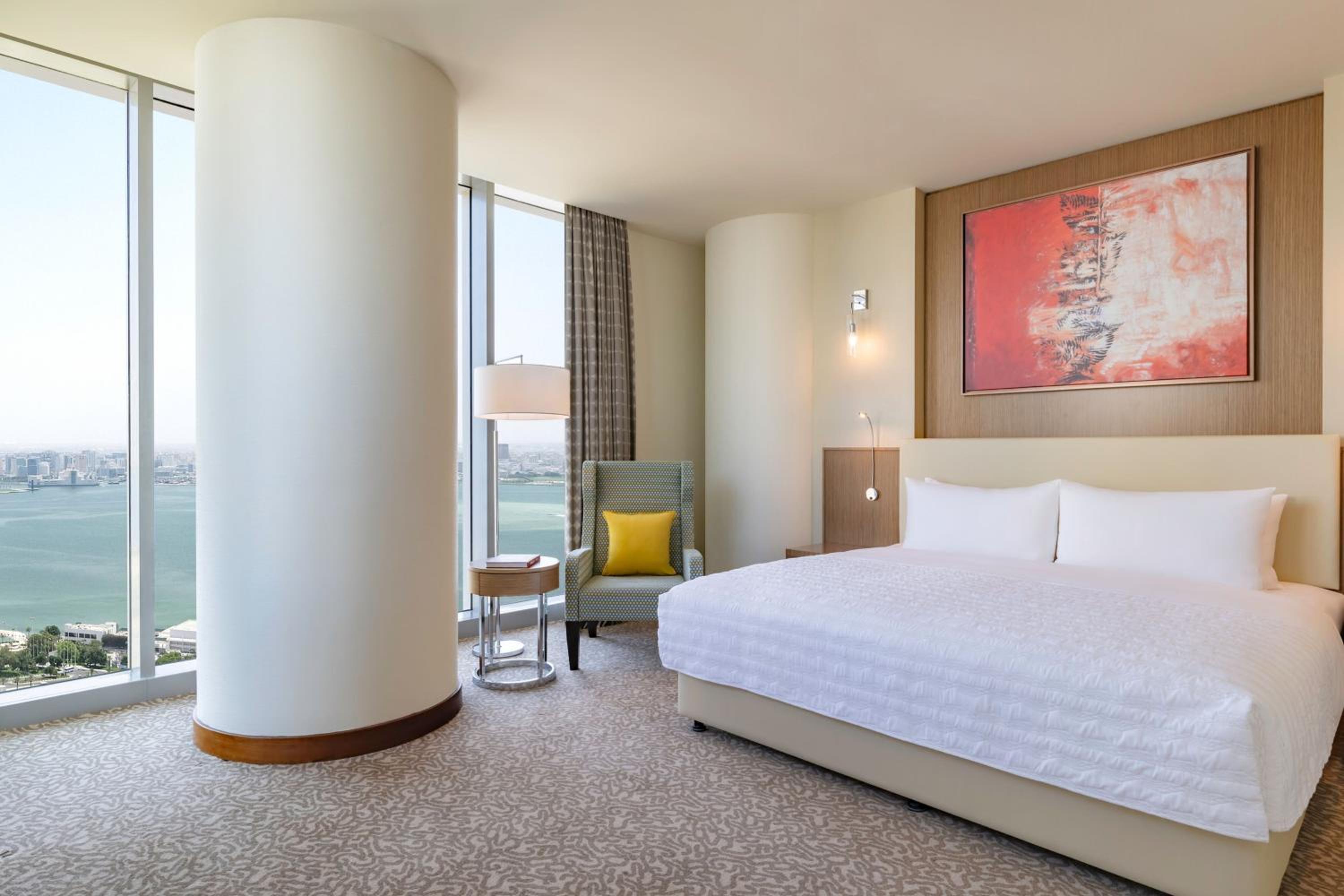 Le Meridien Club Suite, 1 Bedroom Executive Suite, 1 King - Photo 1