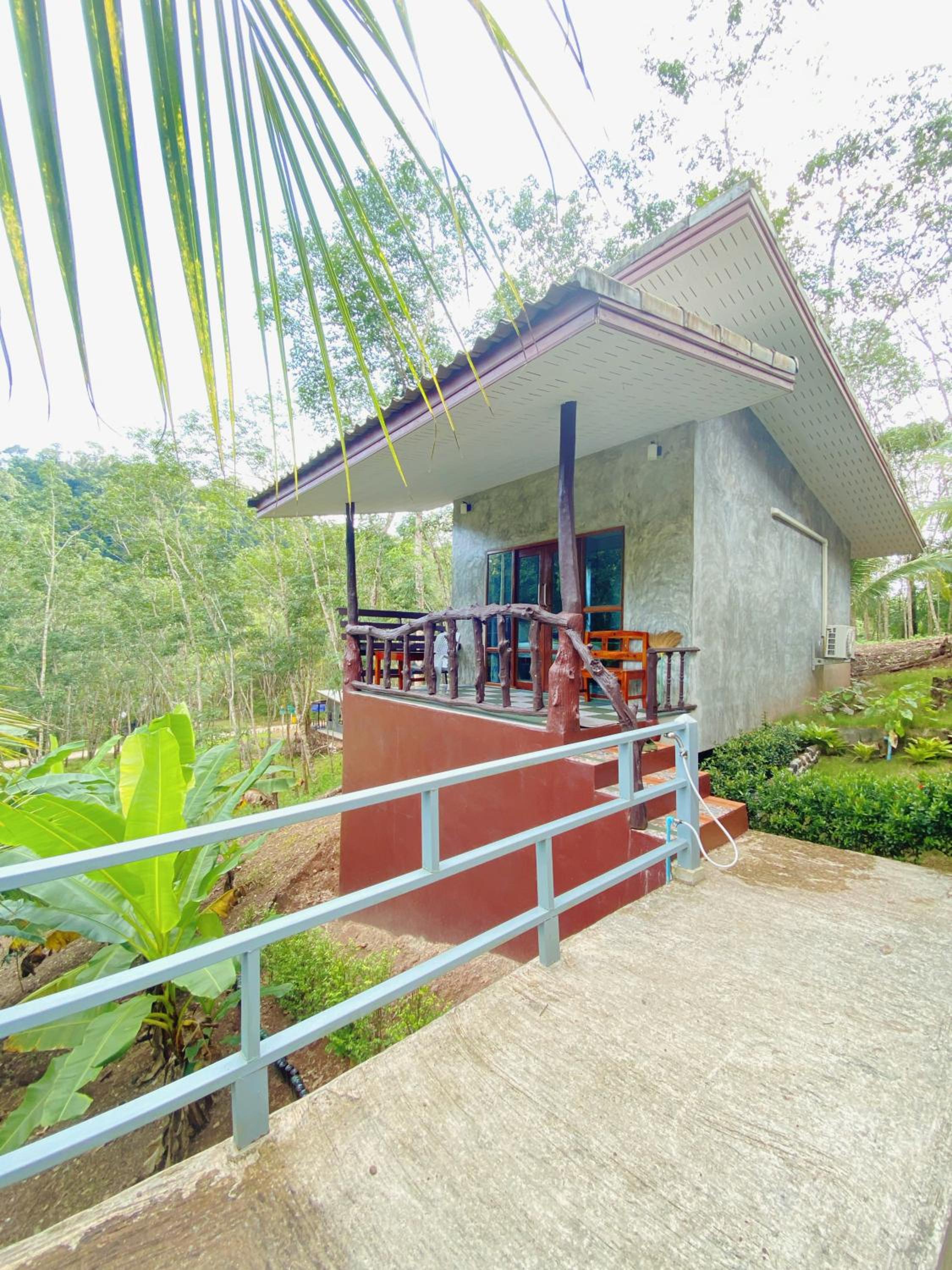 Bungalow with Patio - Photo 5