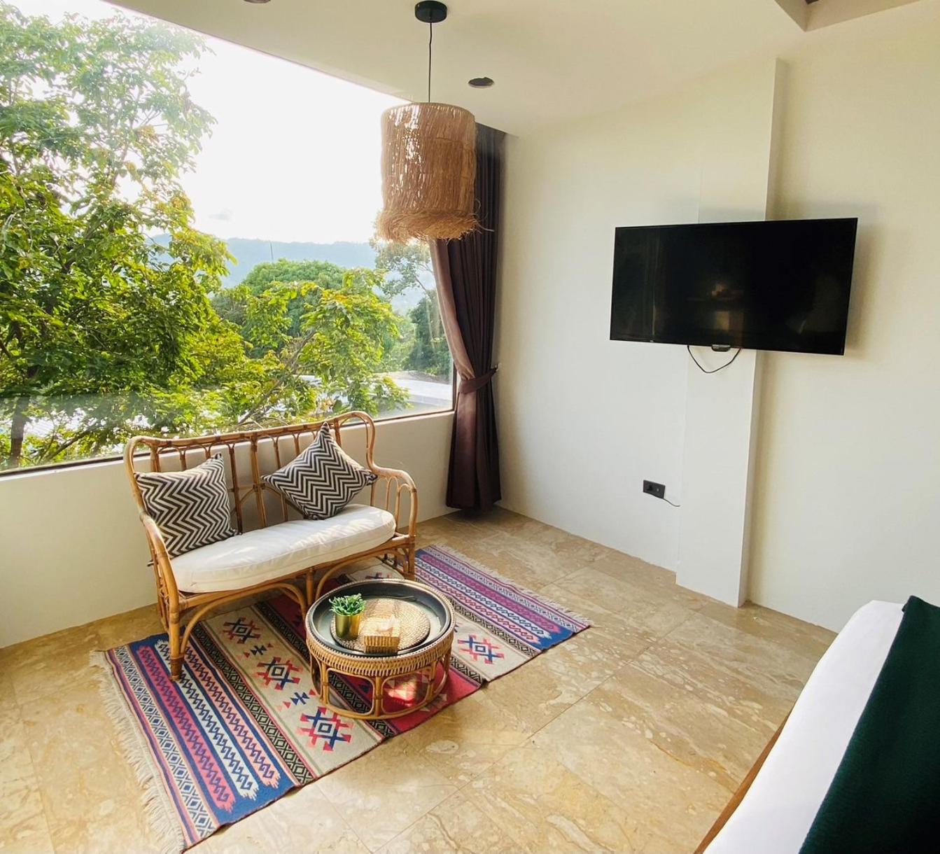 Triple Room with Lake View - Photo 7