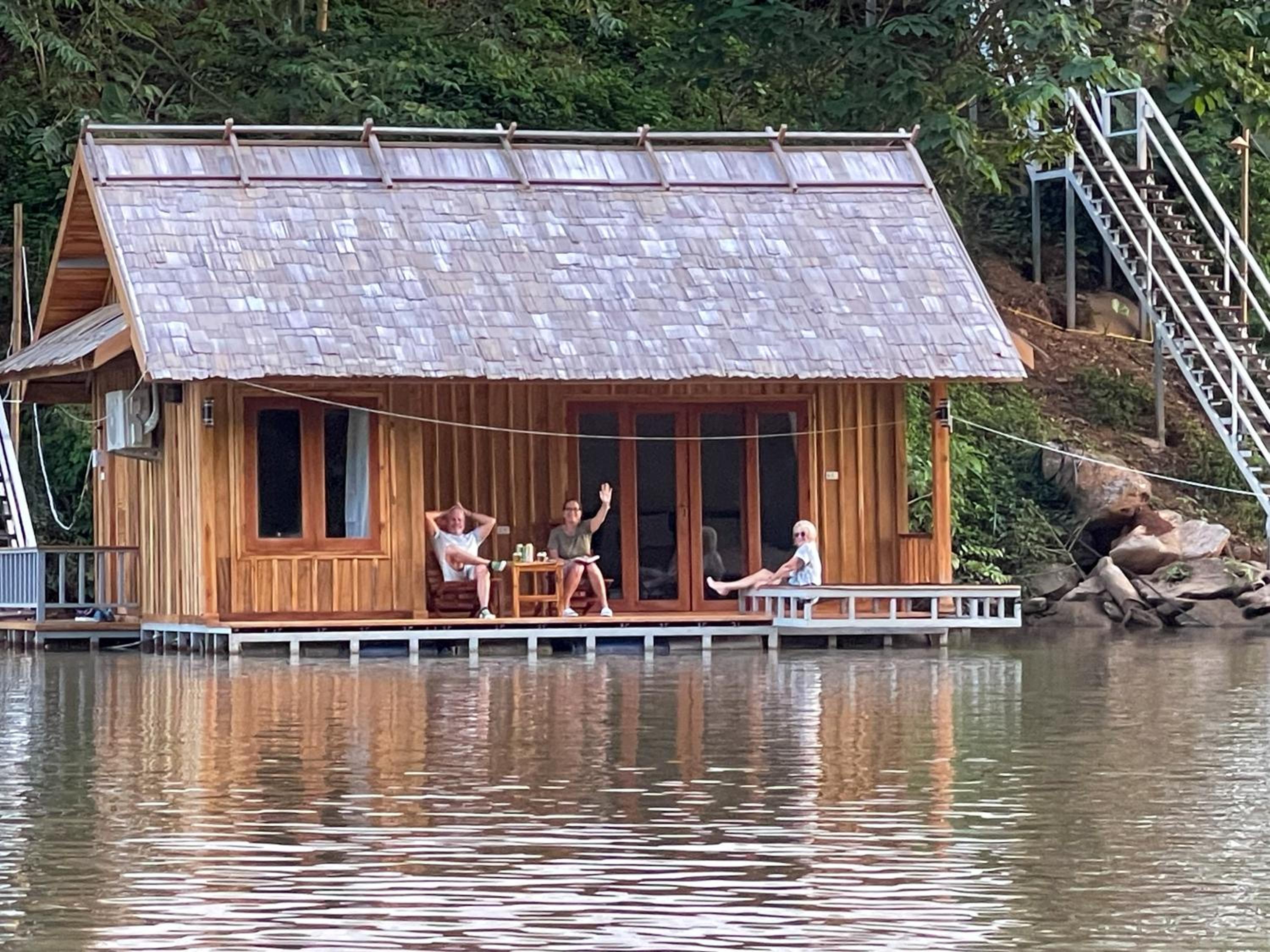 Family Chalet with River and Mountain View