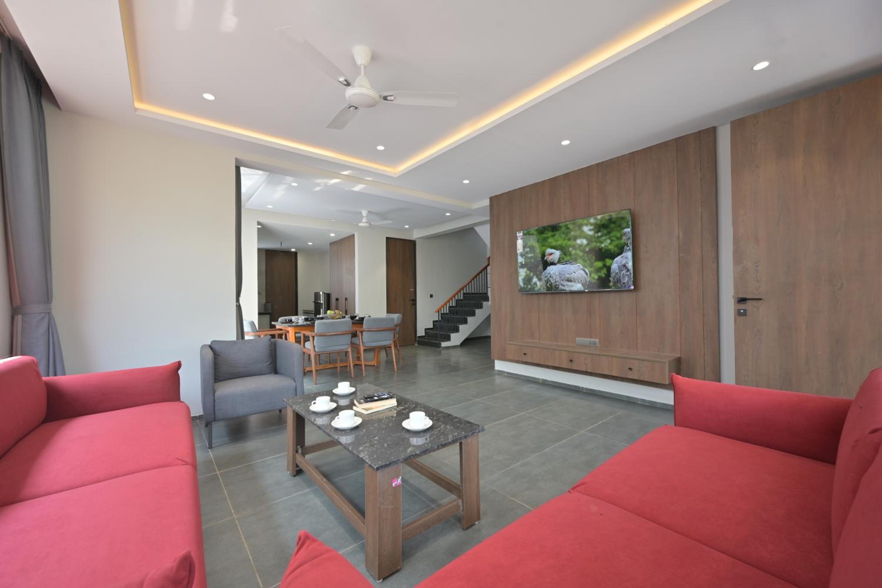 Villa photo 1