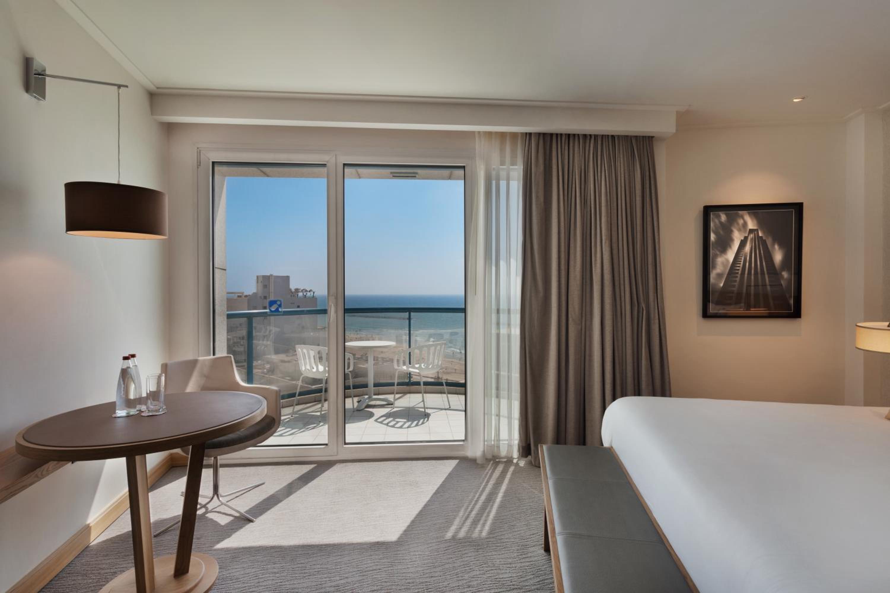 Deluxe Double Room with Balcony and Sea View (couples only) - Photo 5
