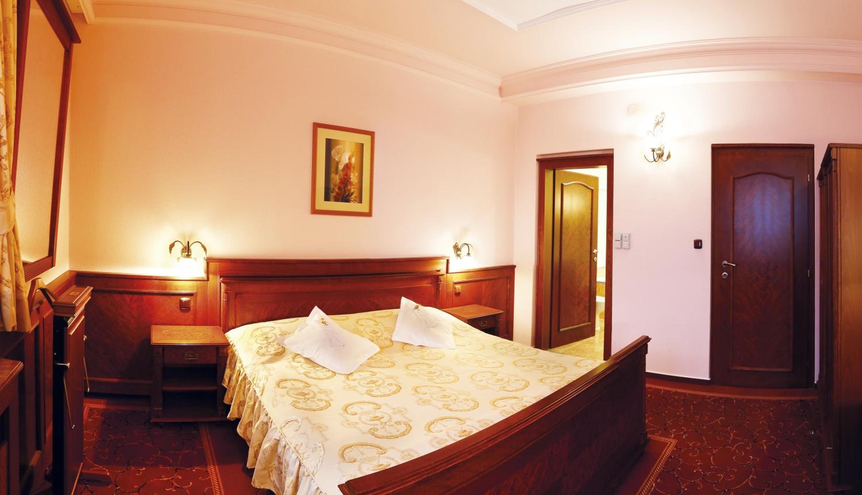 Imperial Suite - Photo 1