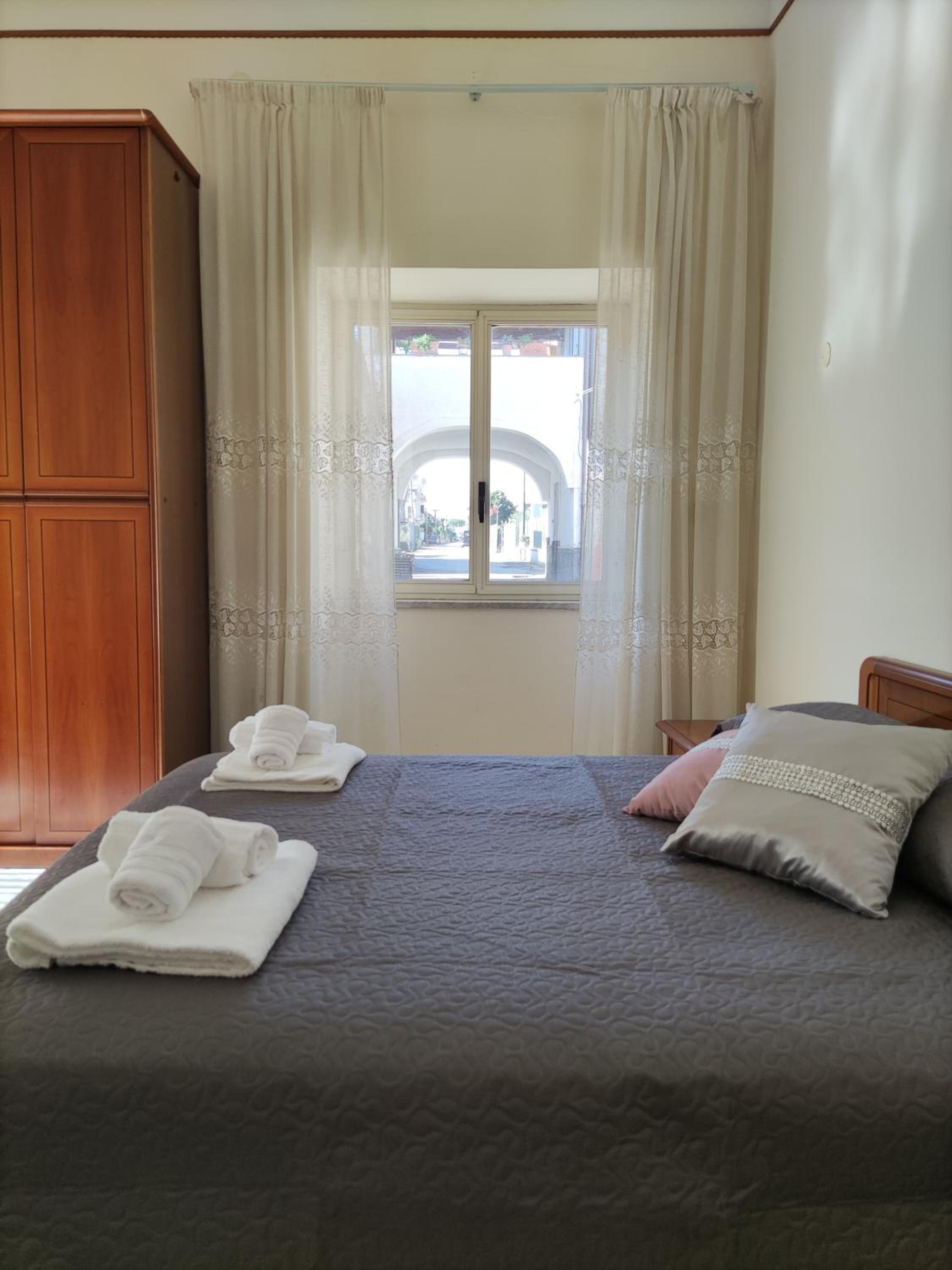 Large Double Room photo 1