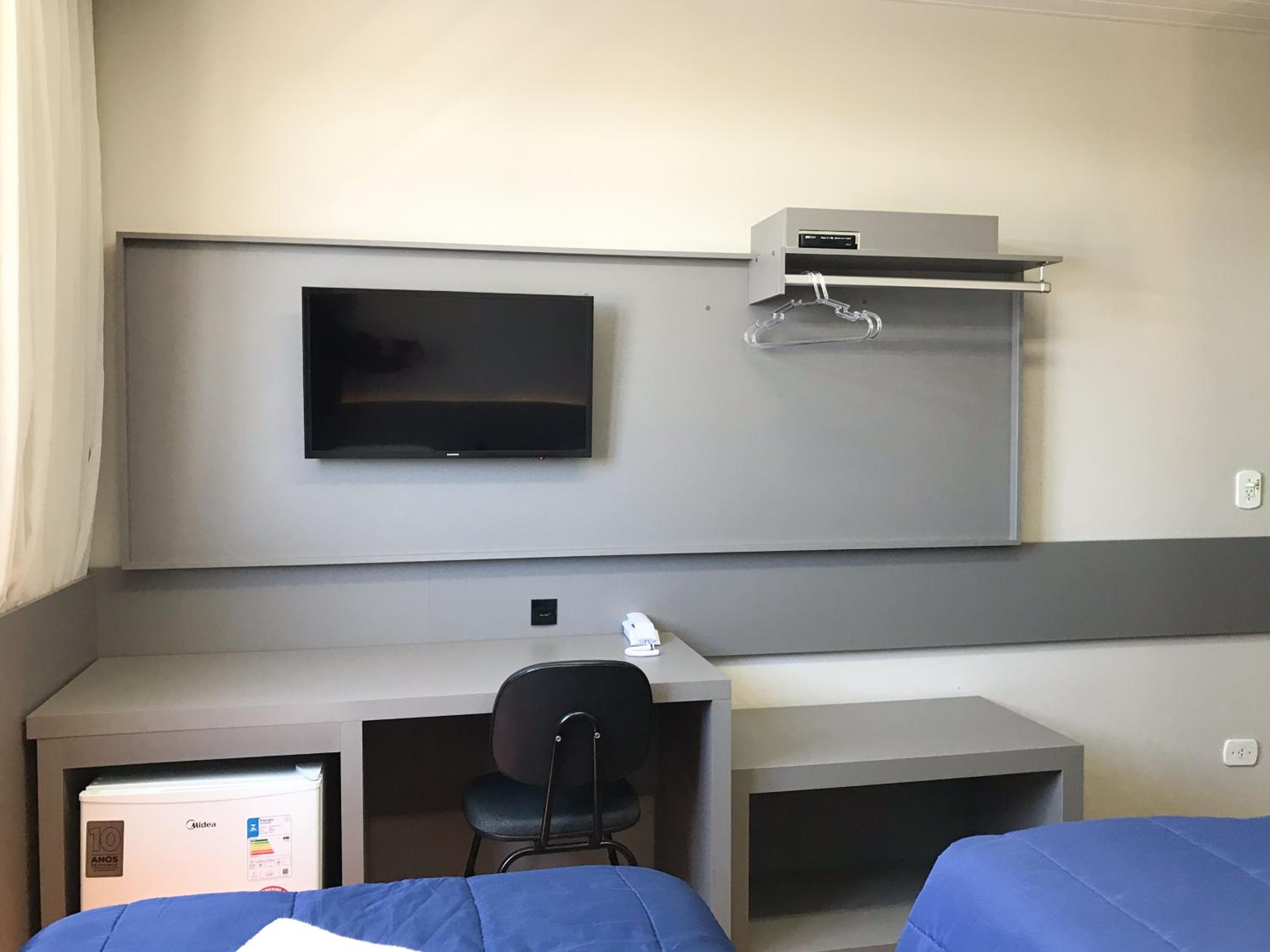 Standard Triple Room photo 2
