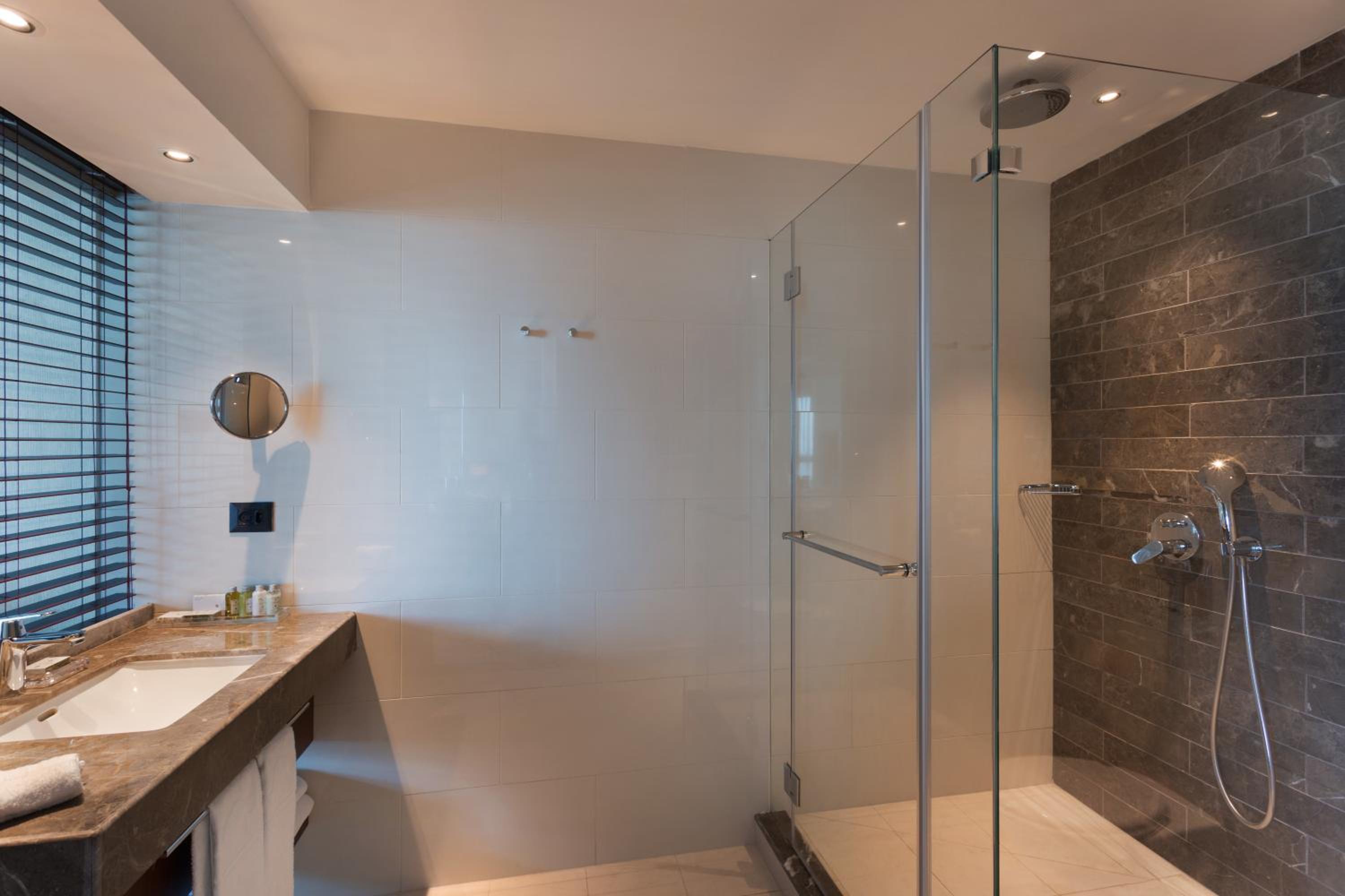 Superior Double Room with Sea View (couples only) - Photo 2