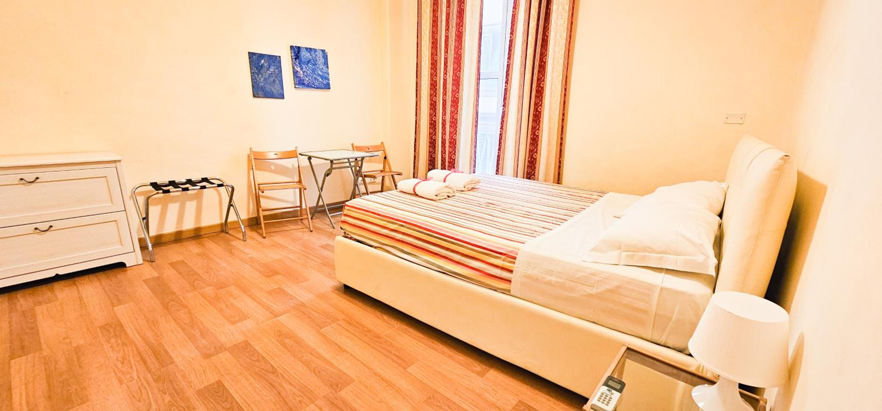 Apartment photo 2