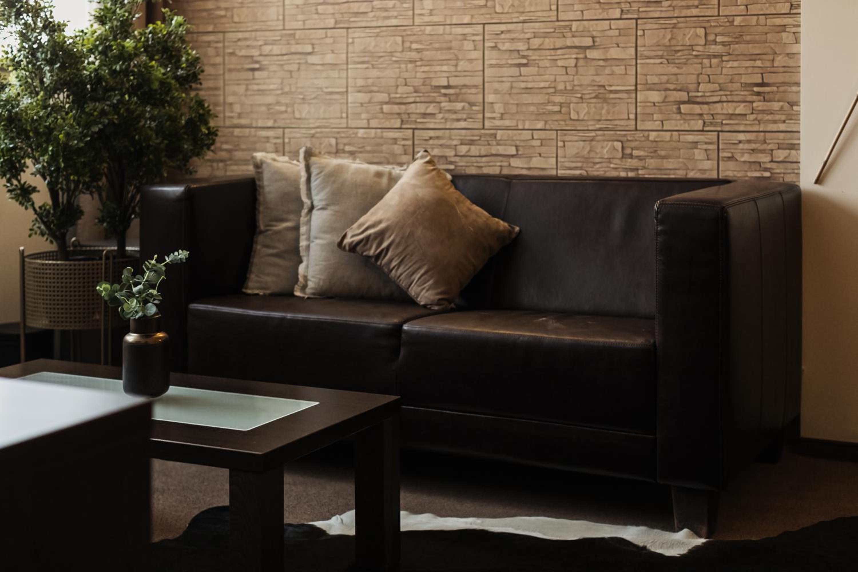 Luxury Suite - Photo 2