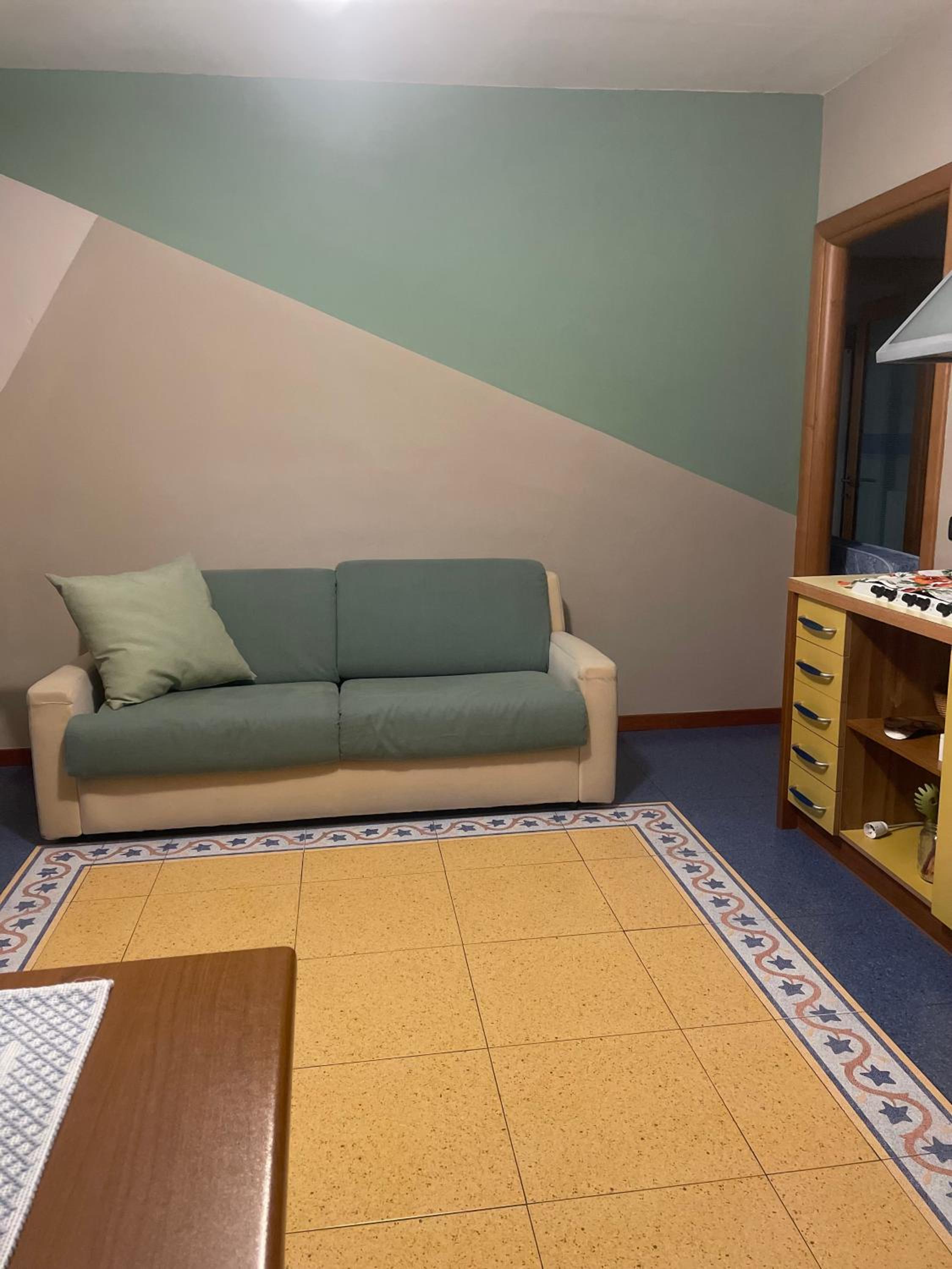 One-Bedroom Apartment with Terrace photo 2