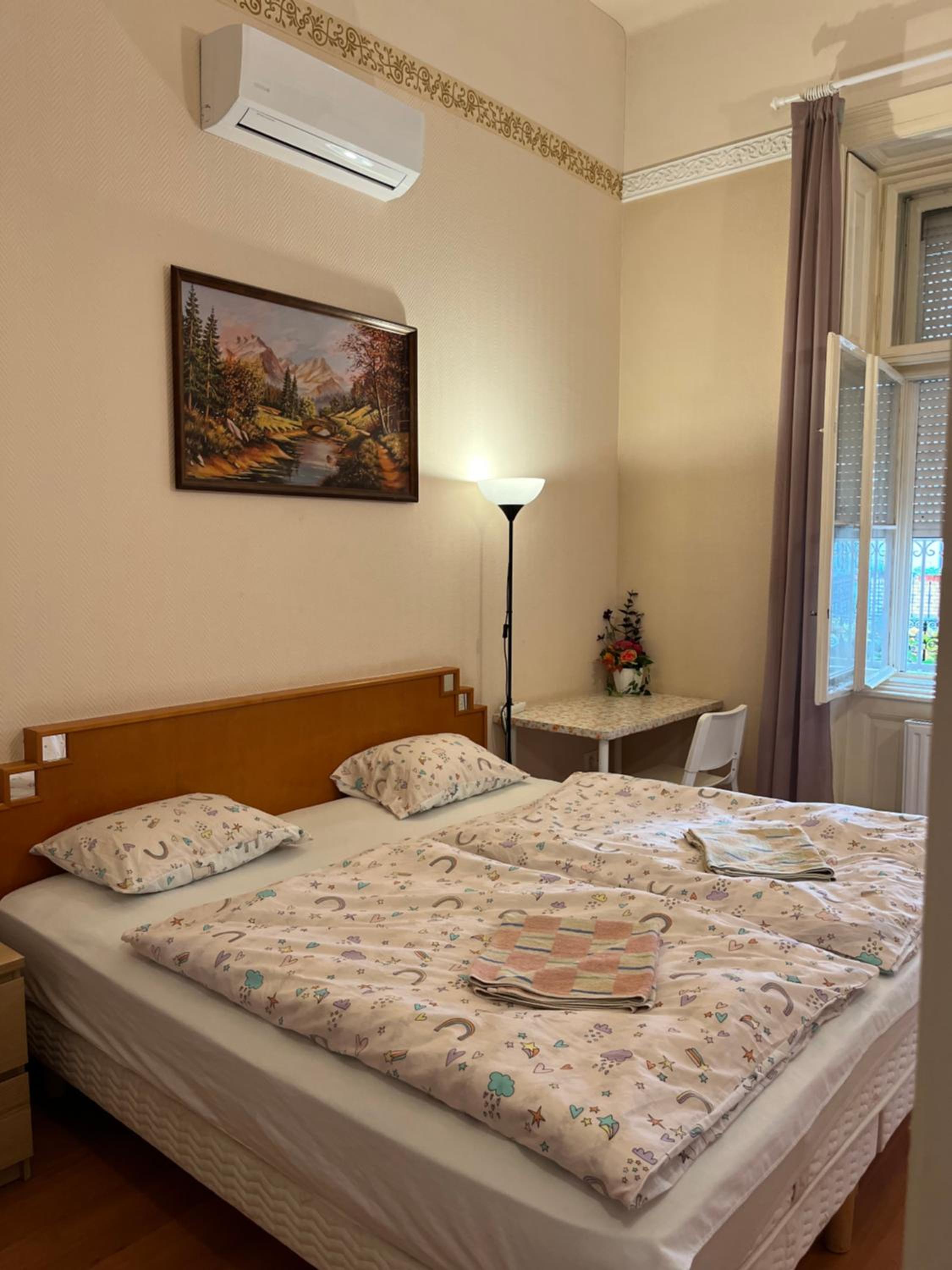 Queen Room with Garden View - Photo 6