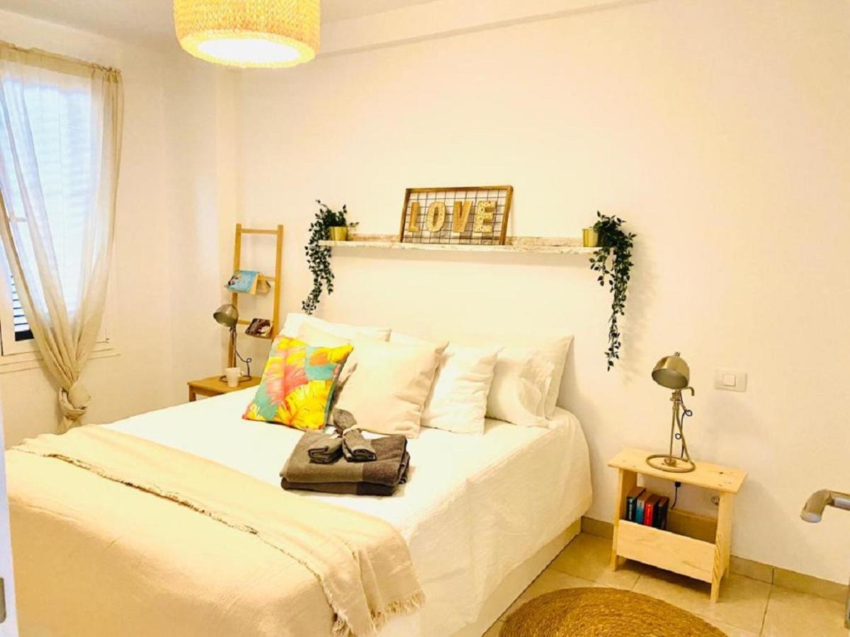 Apartamento con vista a la piscina