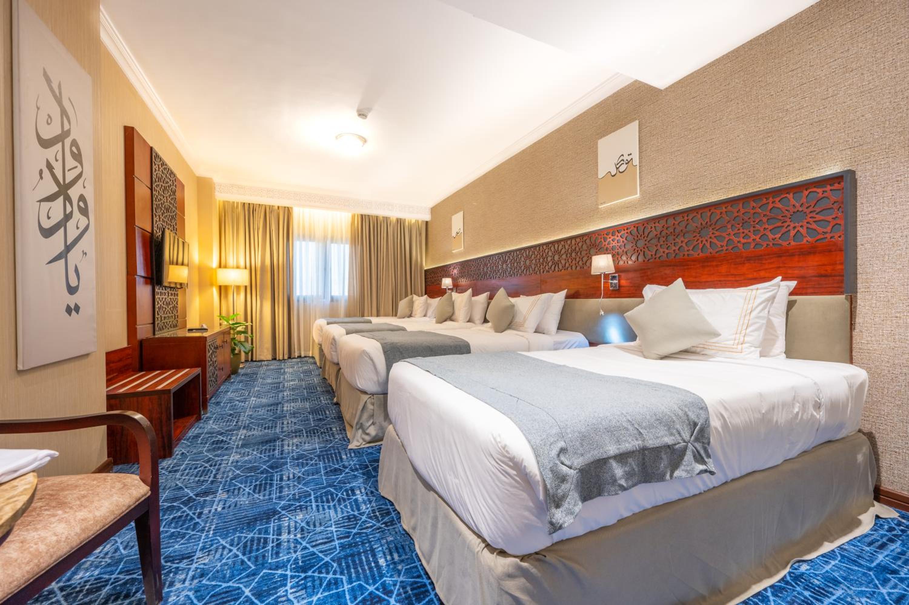 Standard Quadruple Room - Photo 4