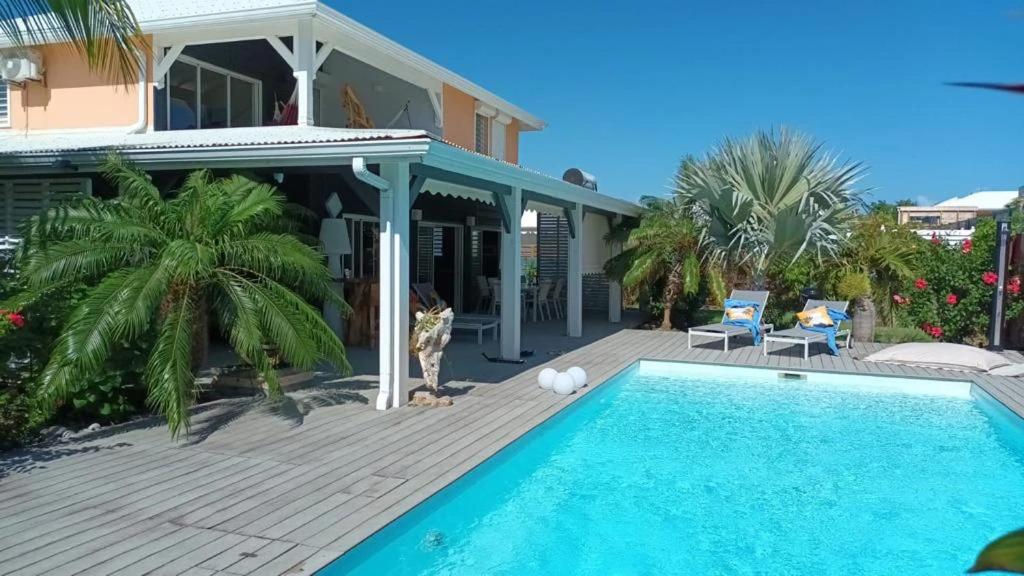 Villa photo 1