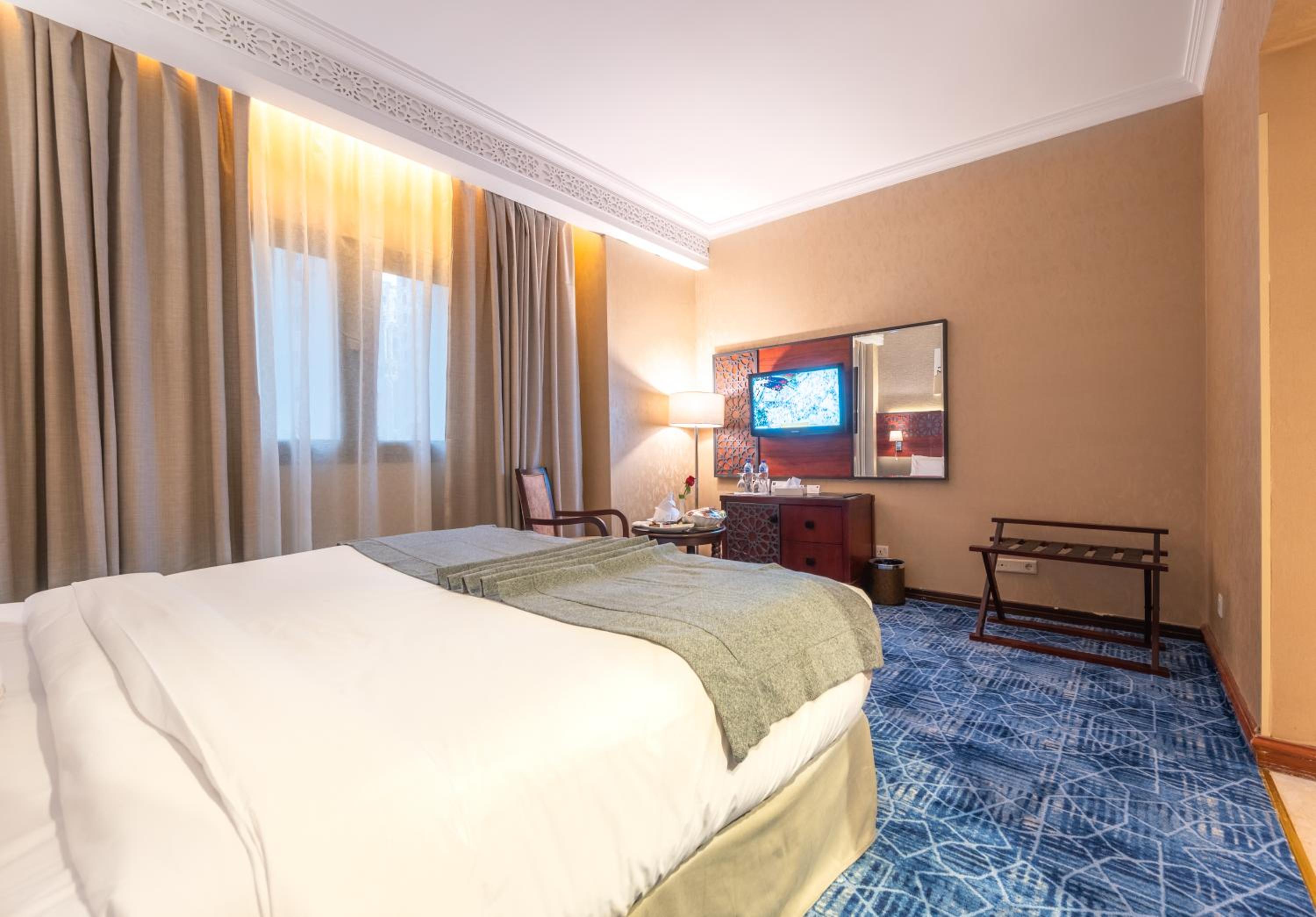 Standard Double Room - Photo 2