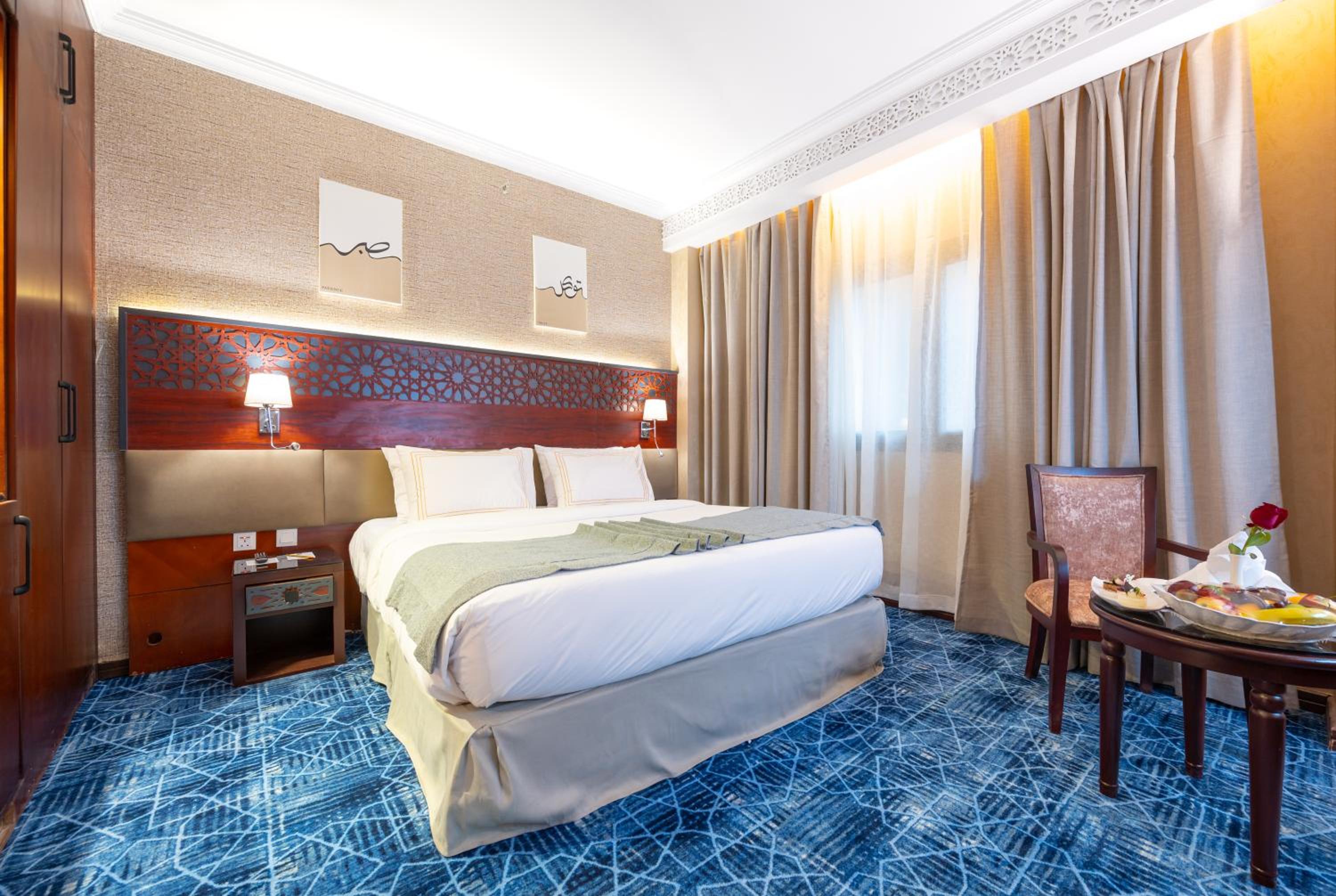 Deluxe Queen Room photo 2