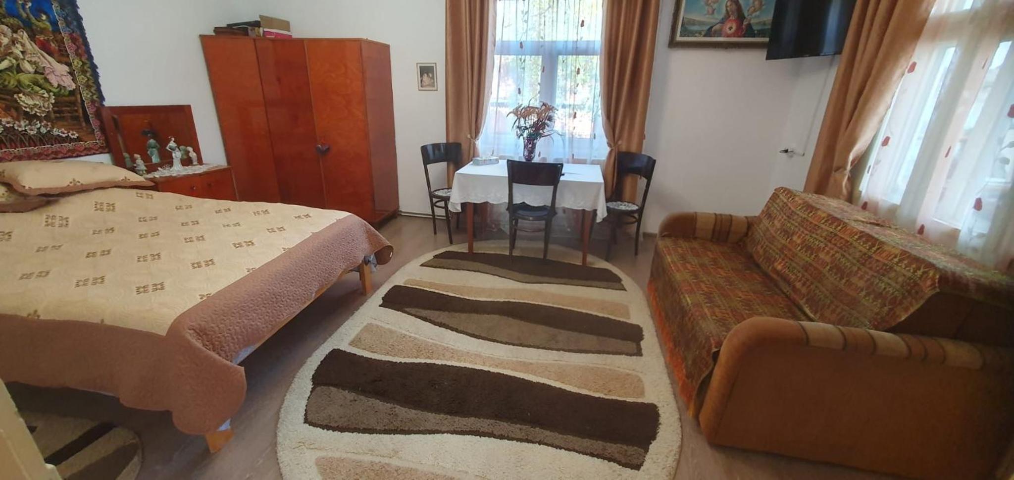 Three-Bedroom House photo 1