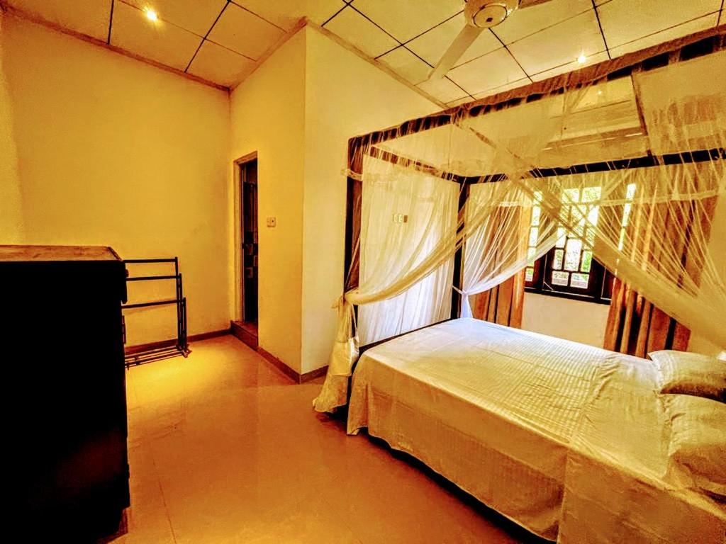Deluxe King Room photo 1