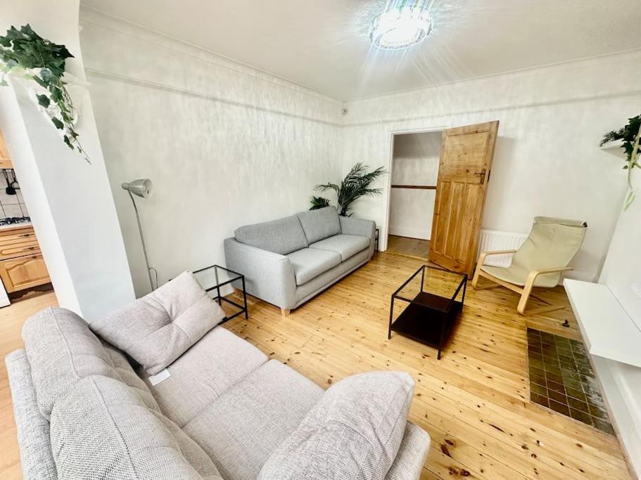 Four-Bedroom House photo 1