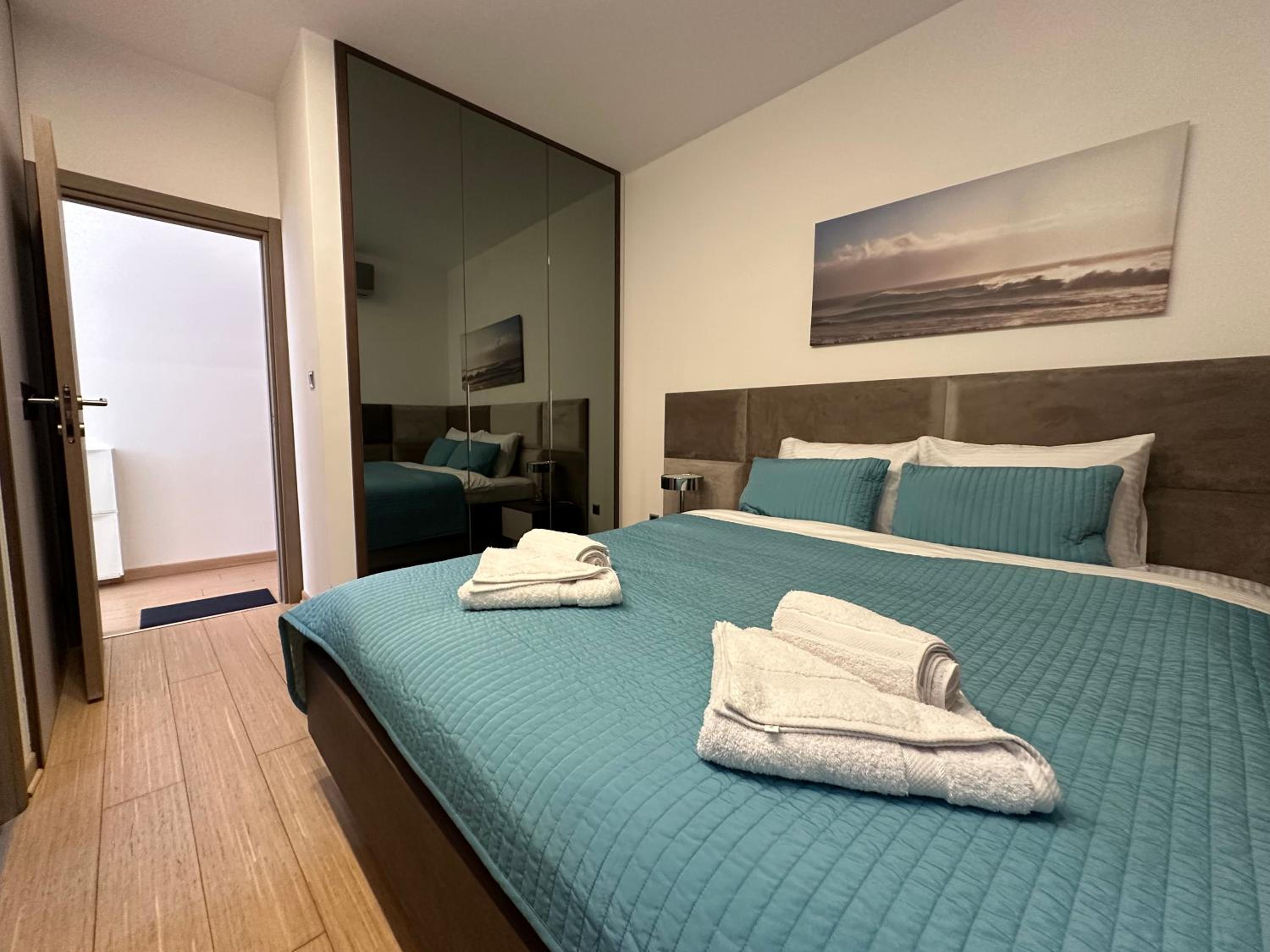 Apartment With Sea View photo 2