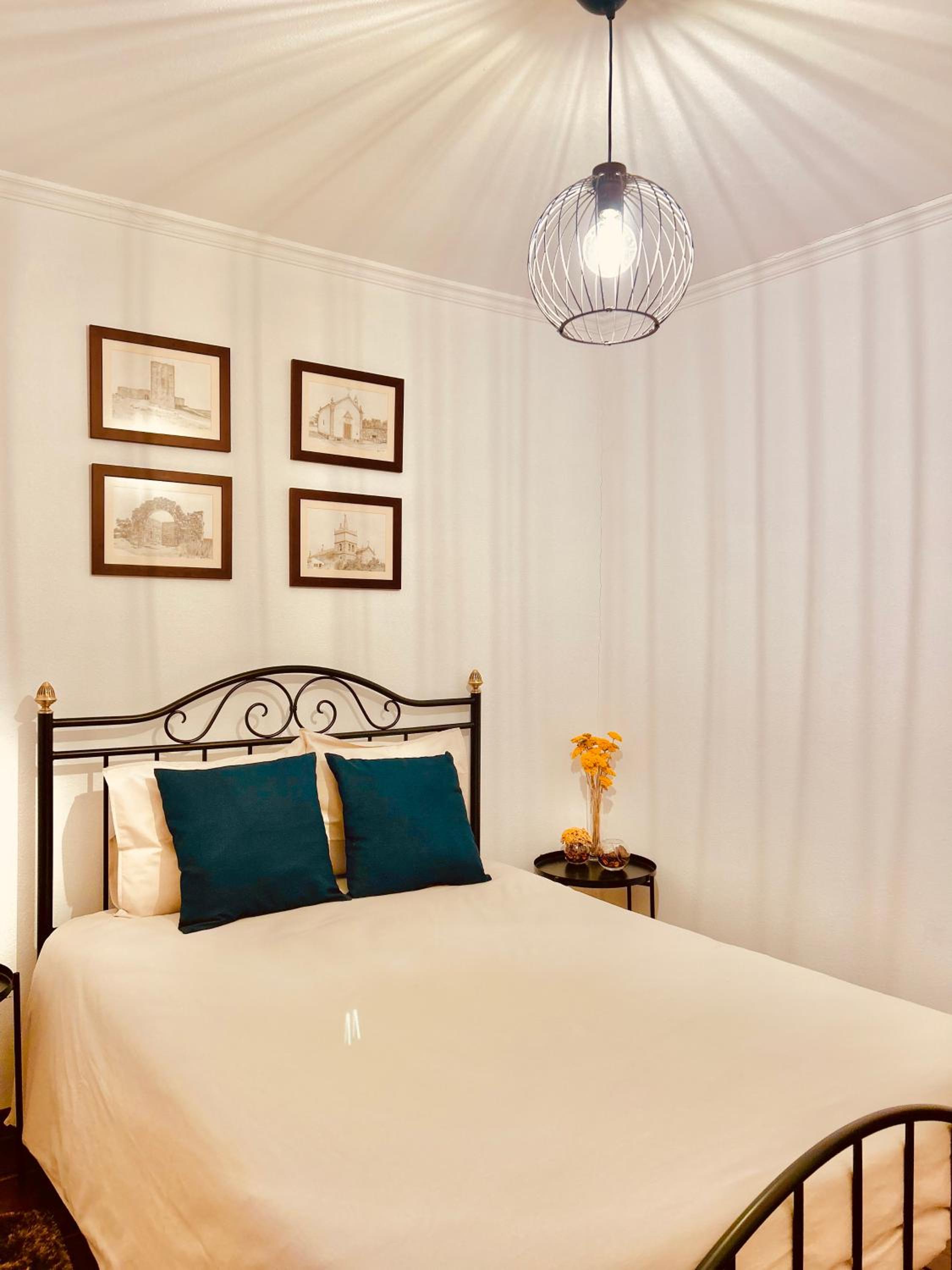 One-Bedroom House photo 1