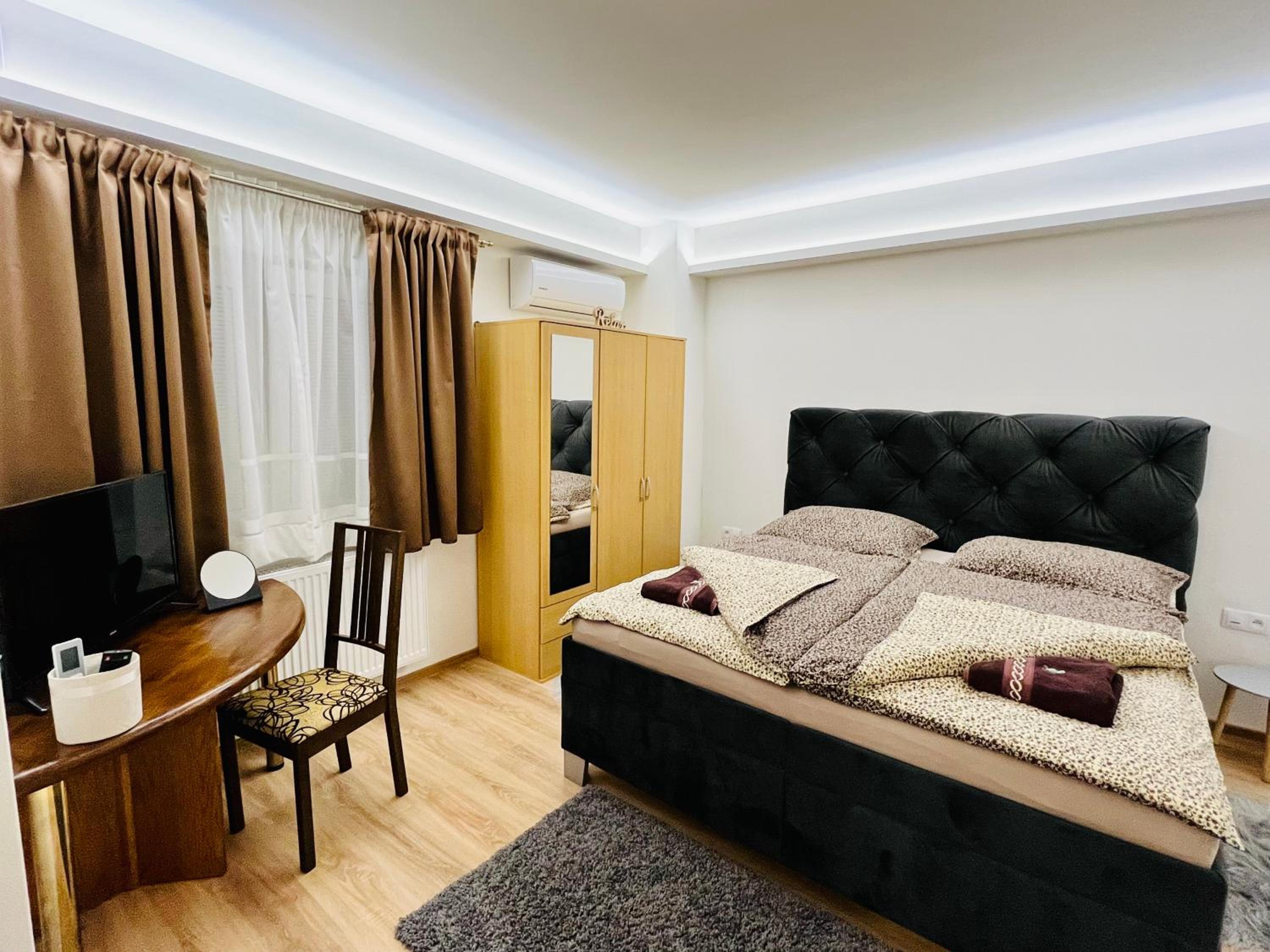 Queen Room - Photo 3
