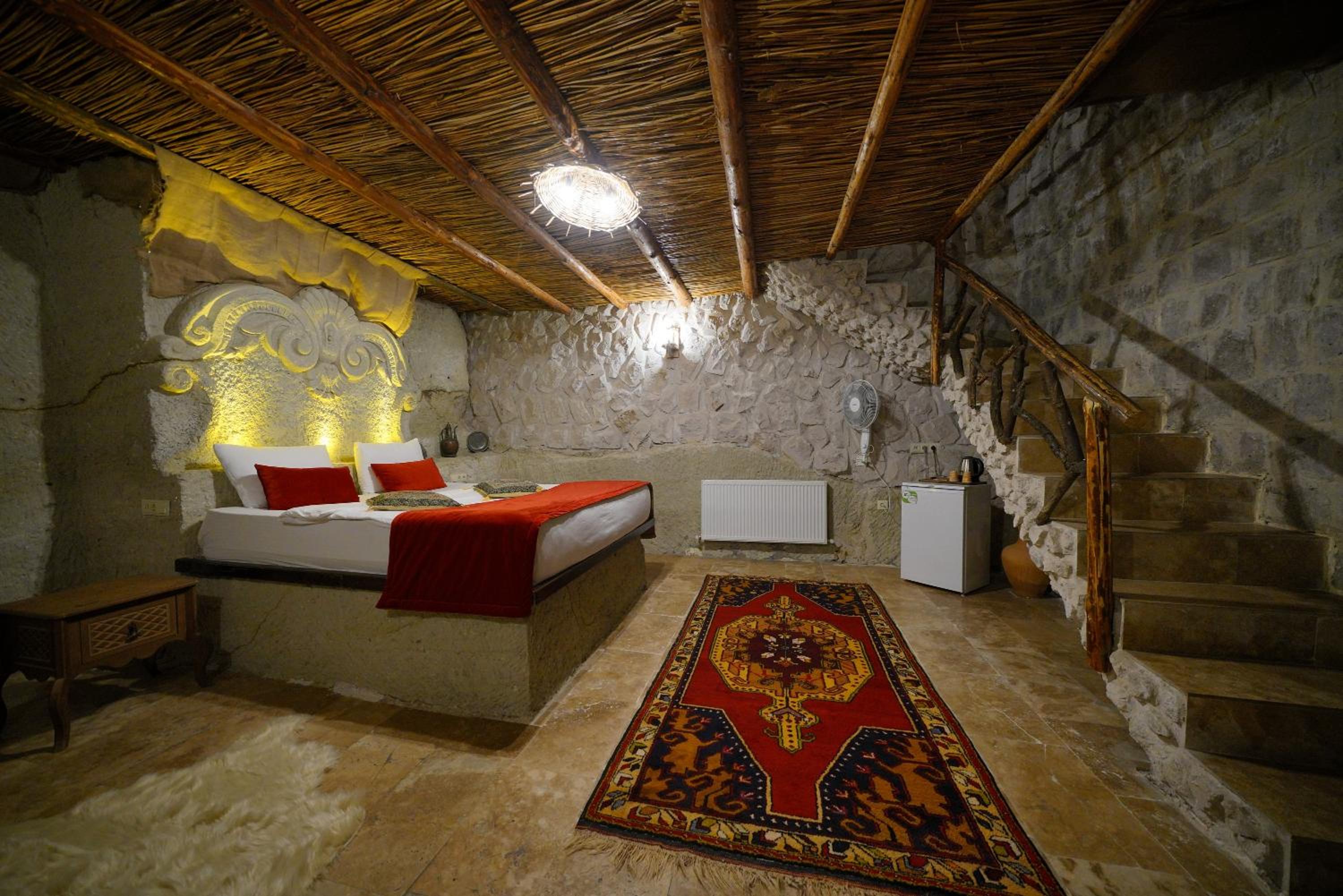 Duplex Suite - Photo 3