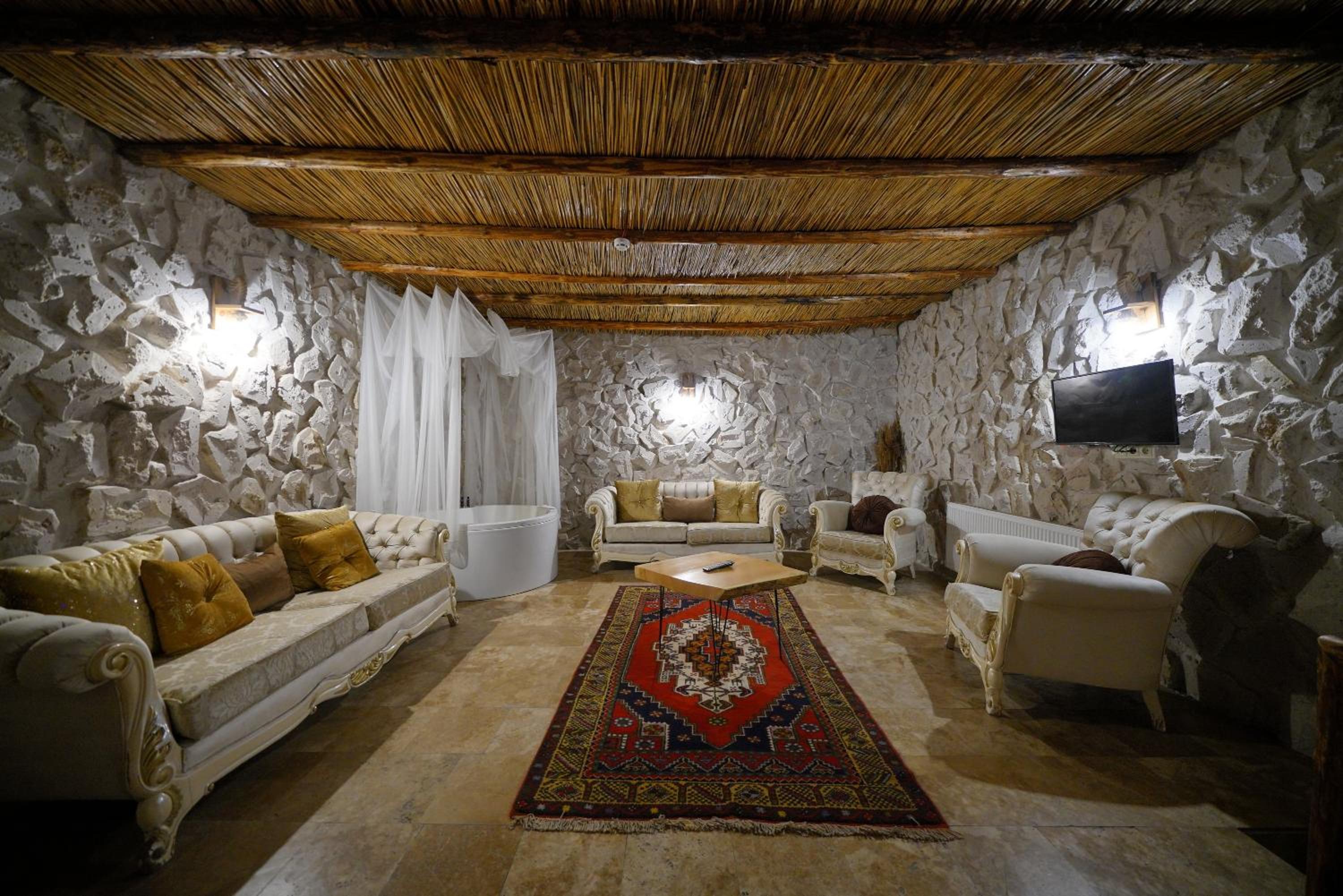 Duplex Suite - Photo 11