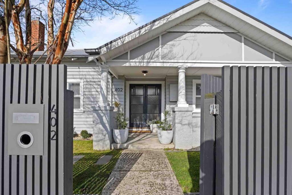 Four-Bedroom House photo 2