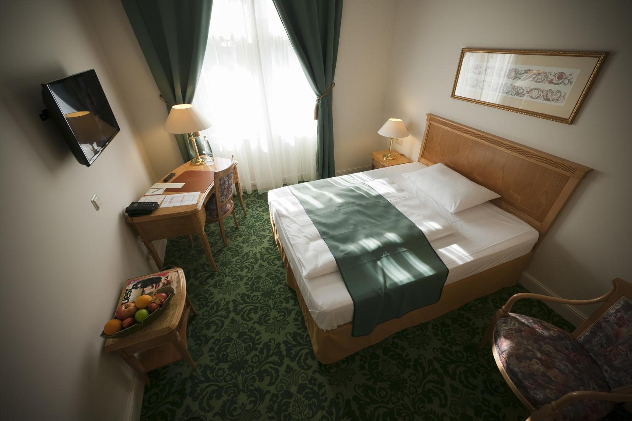 Single Room photo 3