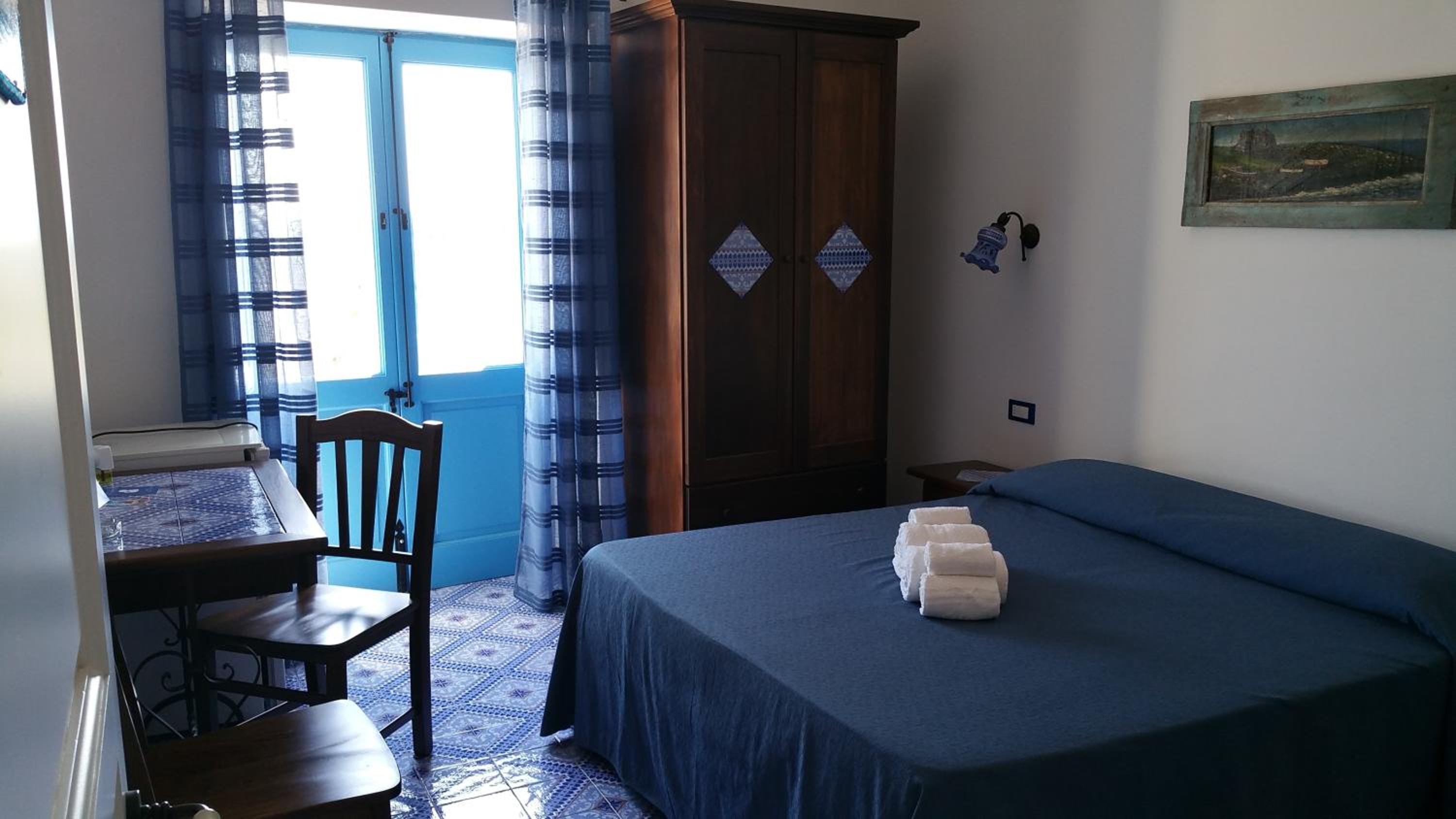 Triple Room with Balcony photo 1