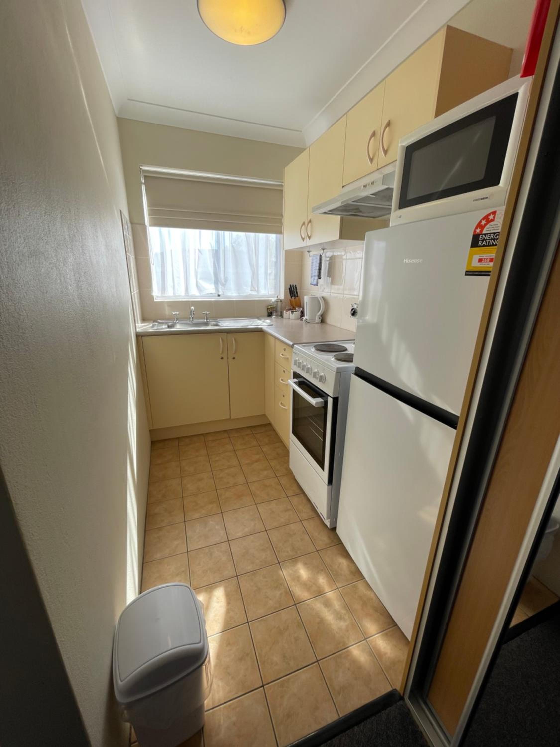Studio Apartment photo 2