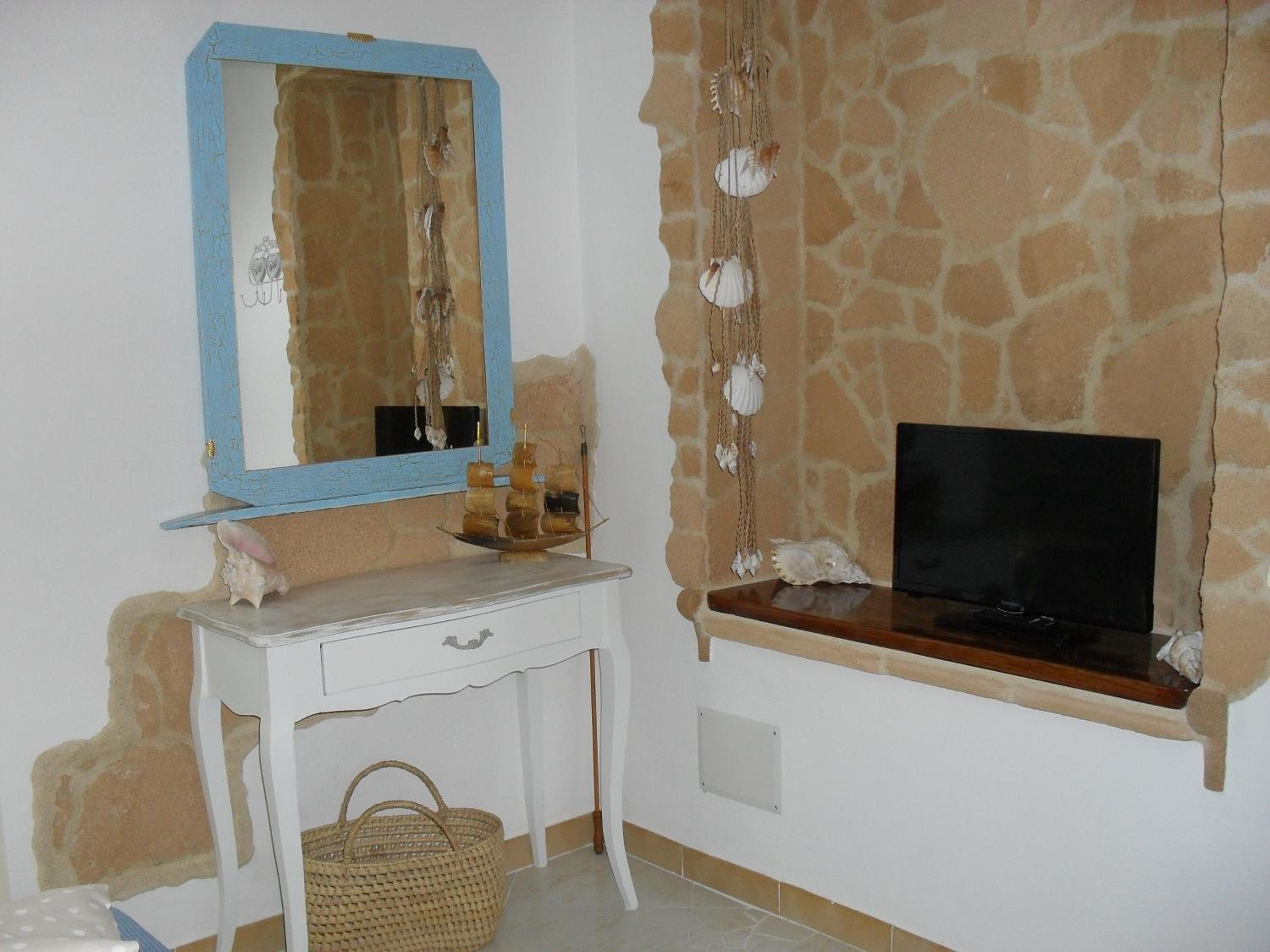 Large Double Room photo 3
