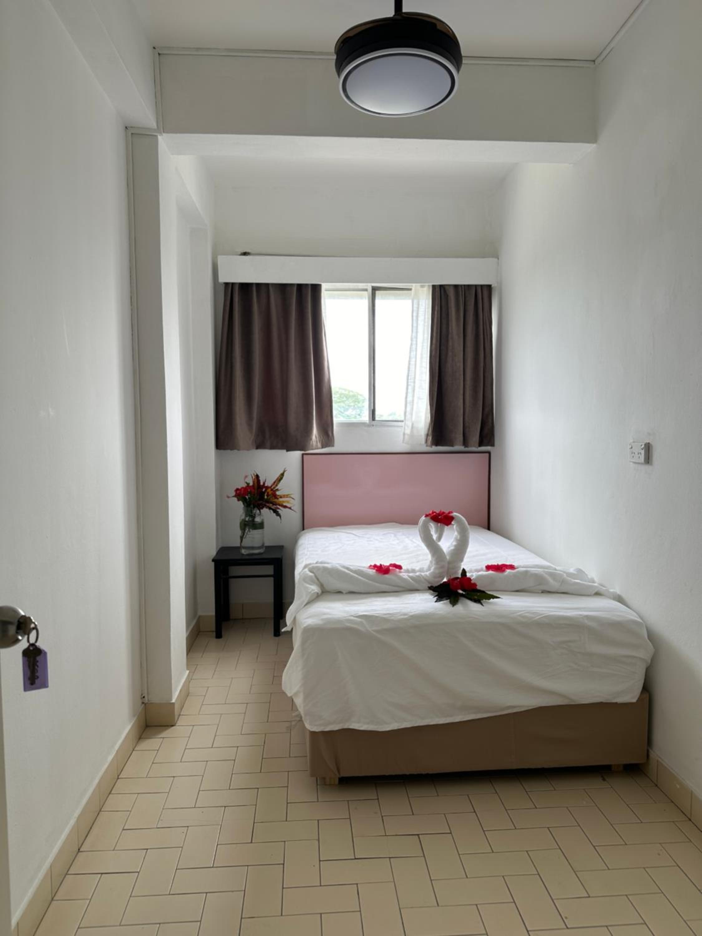 Single Room with Private Bathroom photo 1
