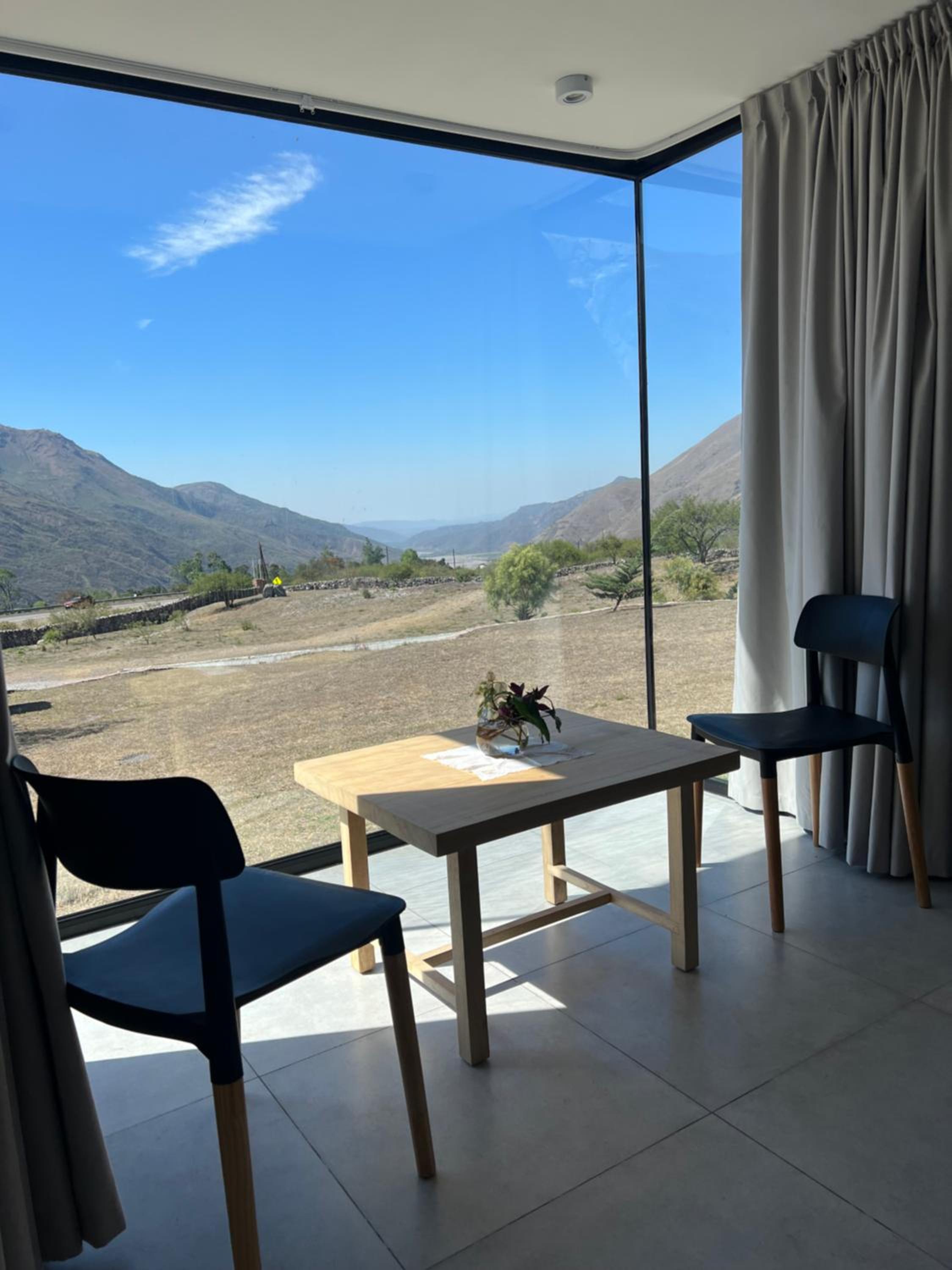 Deluxe Double or Twin Room with Mountain View