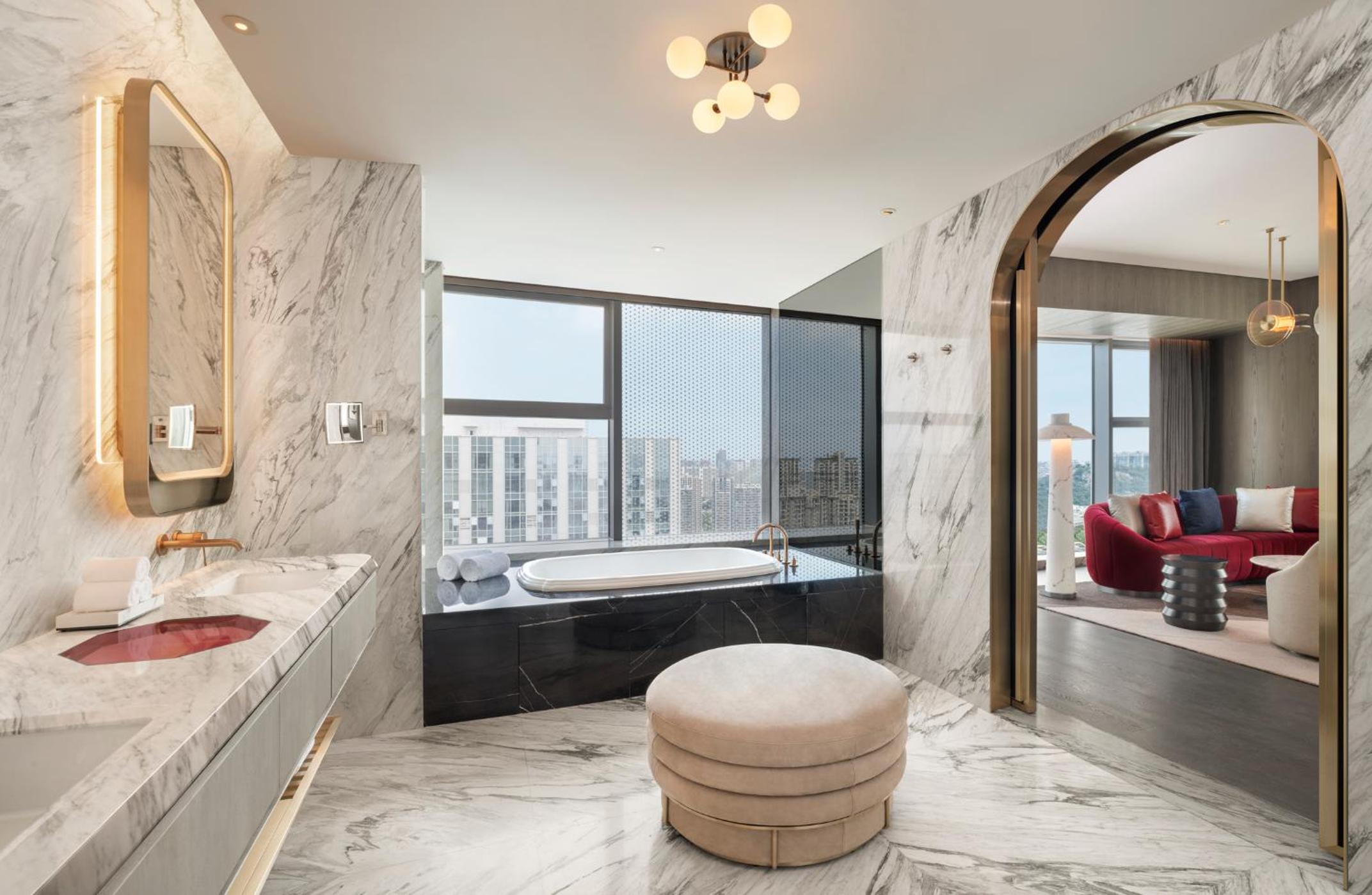 EWOW Suite(Free Mini-bar Drinks) photo 2