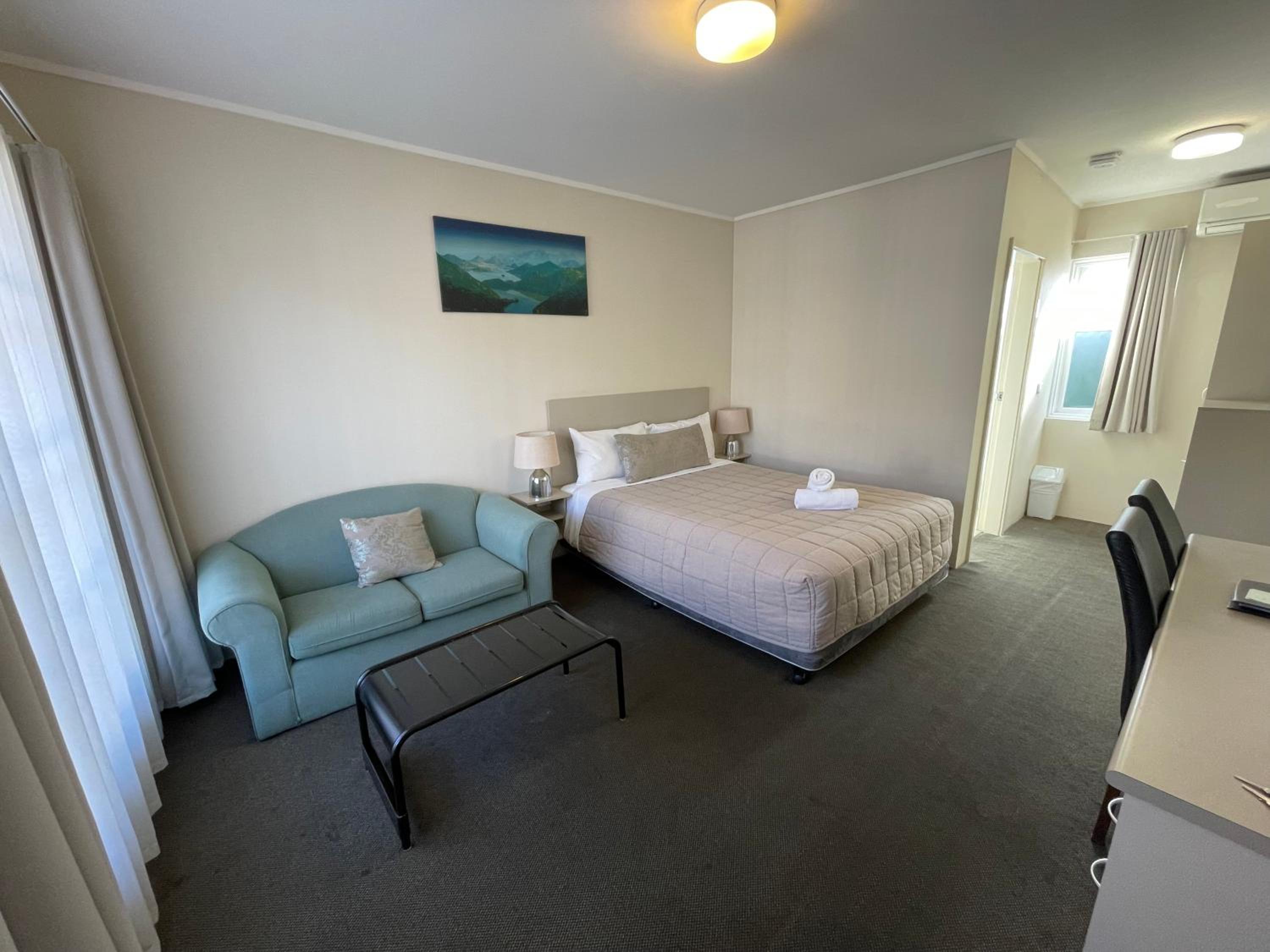 Executive Queen Room photo 2