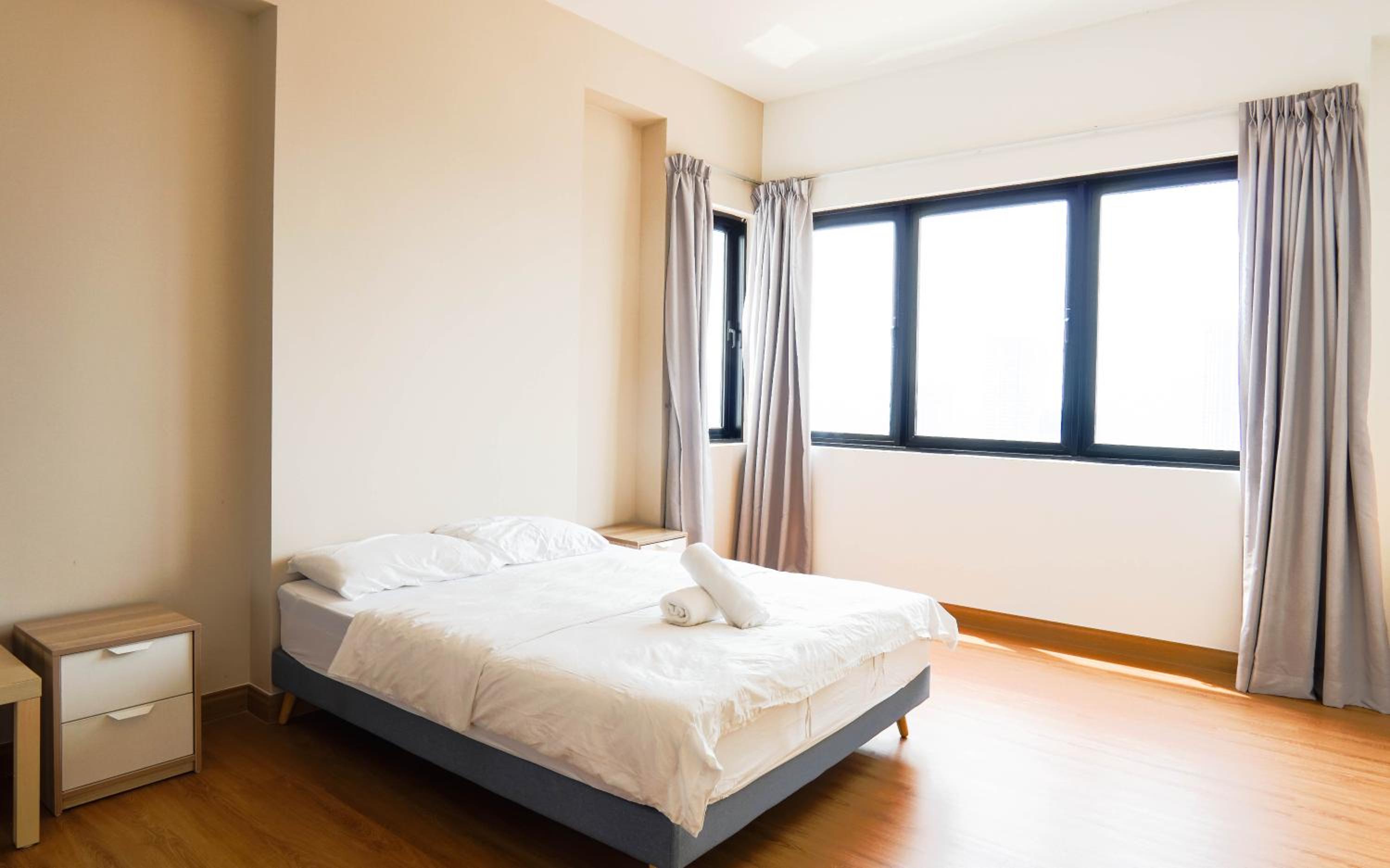 Two-Bedroom Apartment - Photo 12