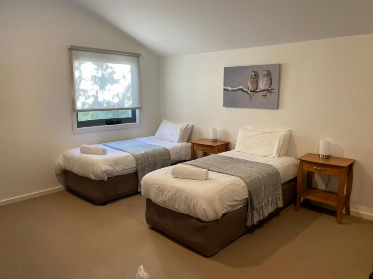 Apartment with Mountain View photo 3