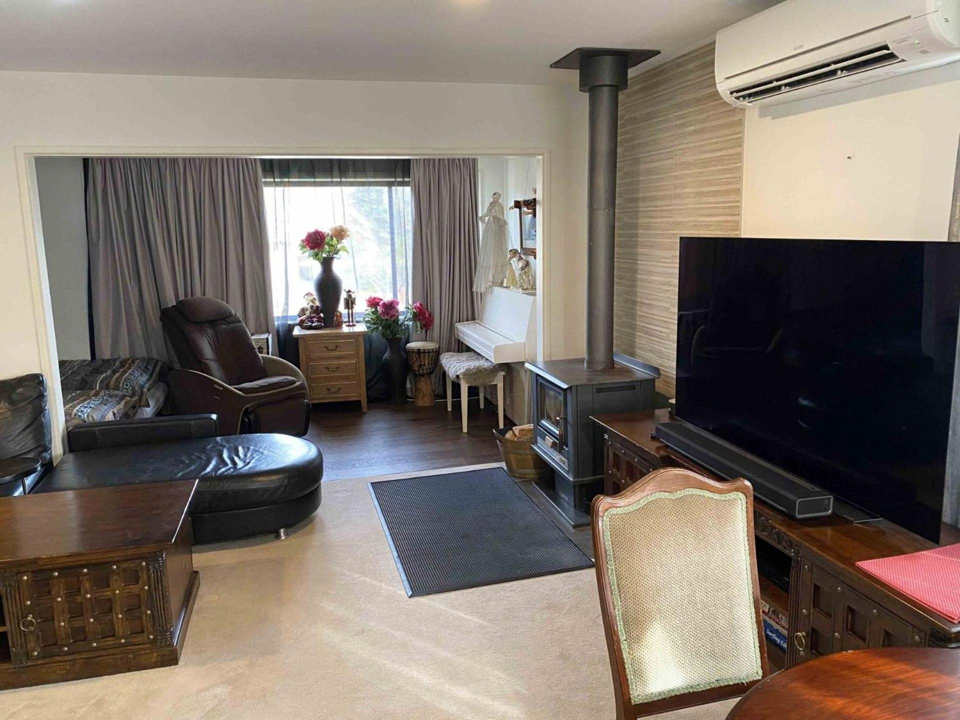 Three-Bedroom House photo 1