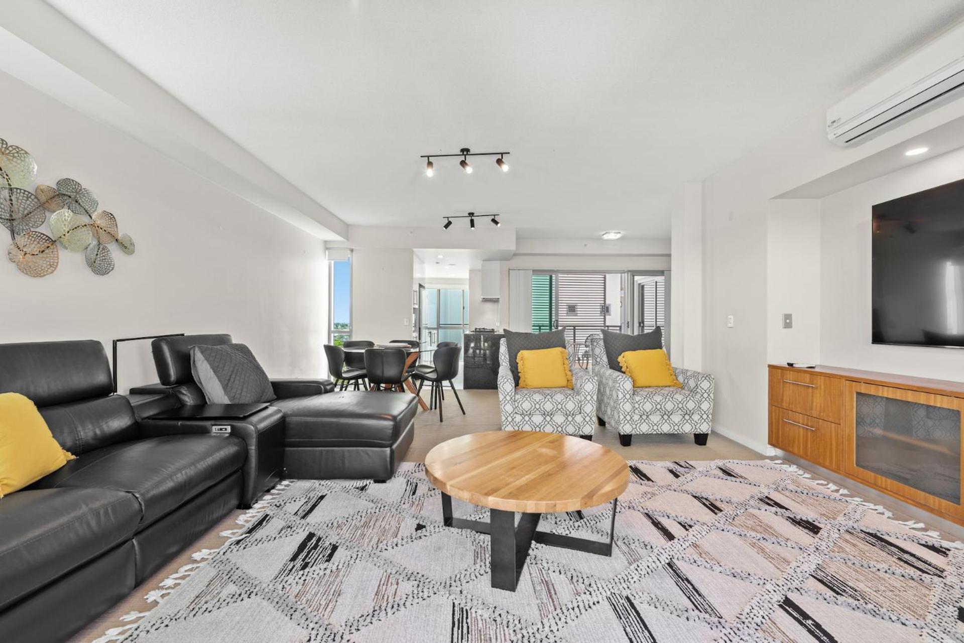Three Bedroom Skeyview Apartment