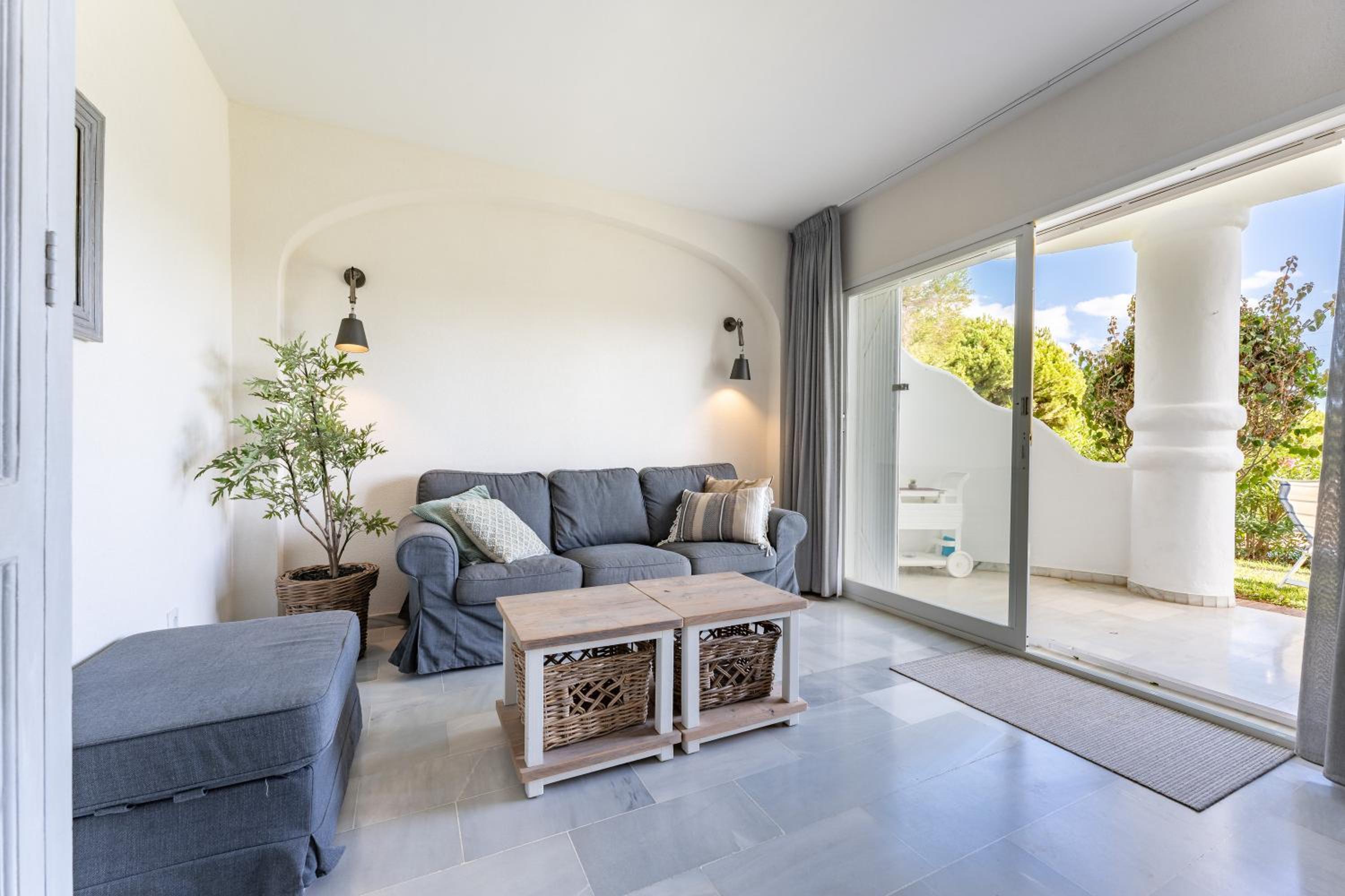 Two-Bedroom Deluxe Apartment with Garden View