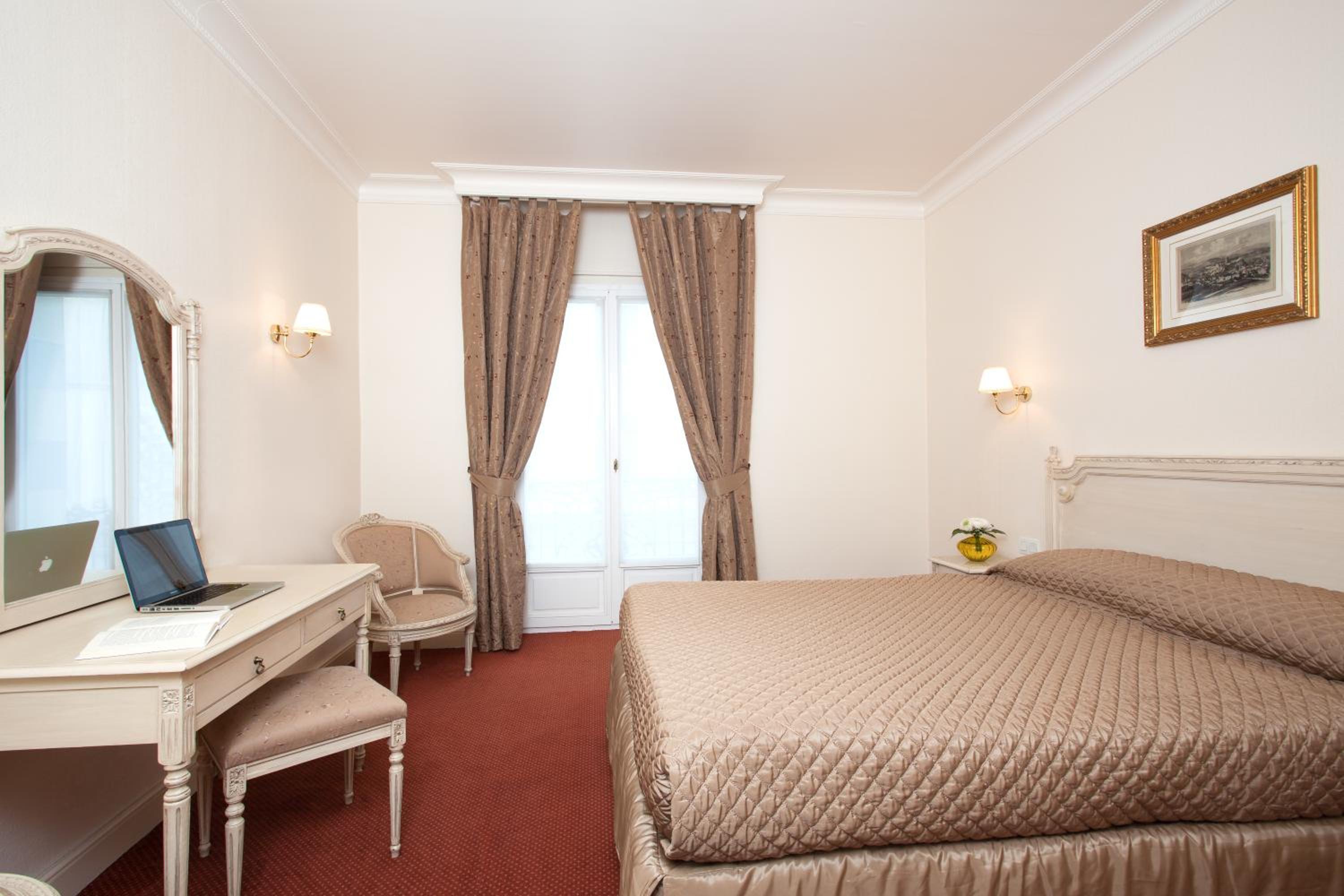 Classic Single Room