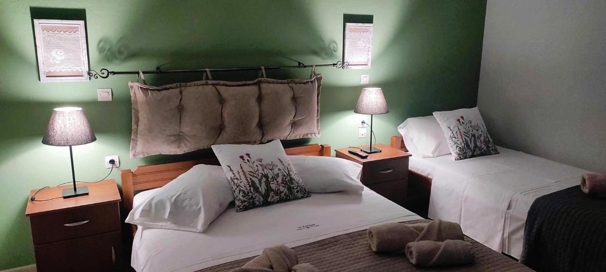 Quadruple Room with Terrace - Photo 1