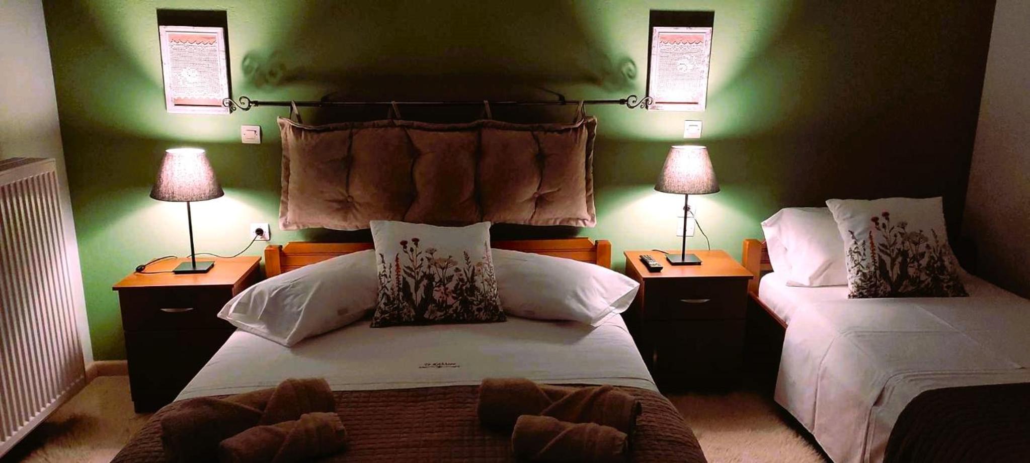 Quadruple Room with Terrace - Photo 2
