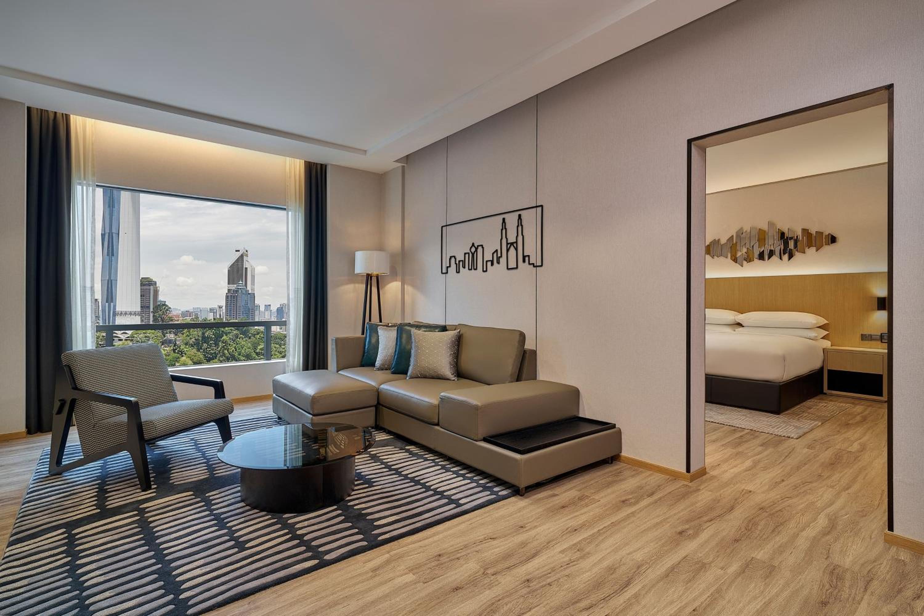 Family Suite with King and Two Twin Beds Family Suite with King and Two Twin Beds