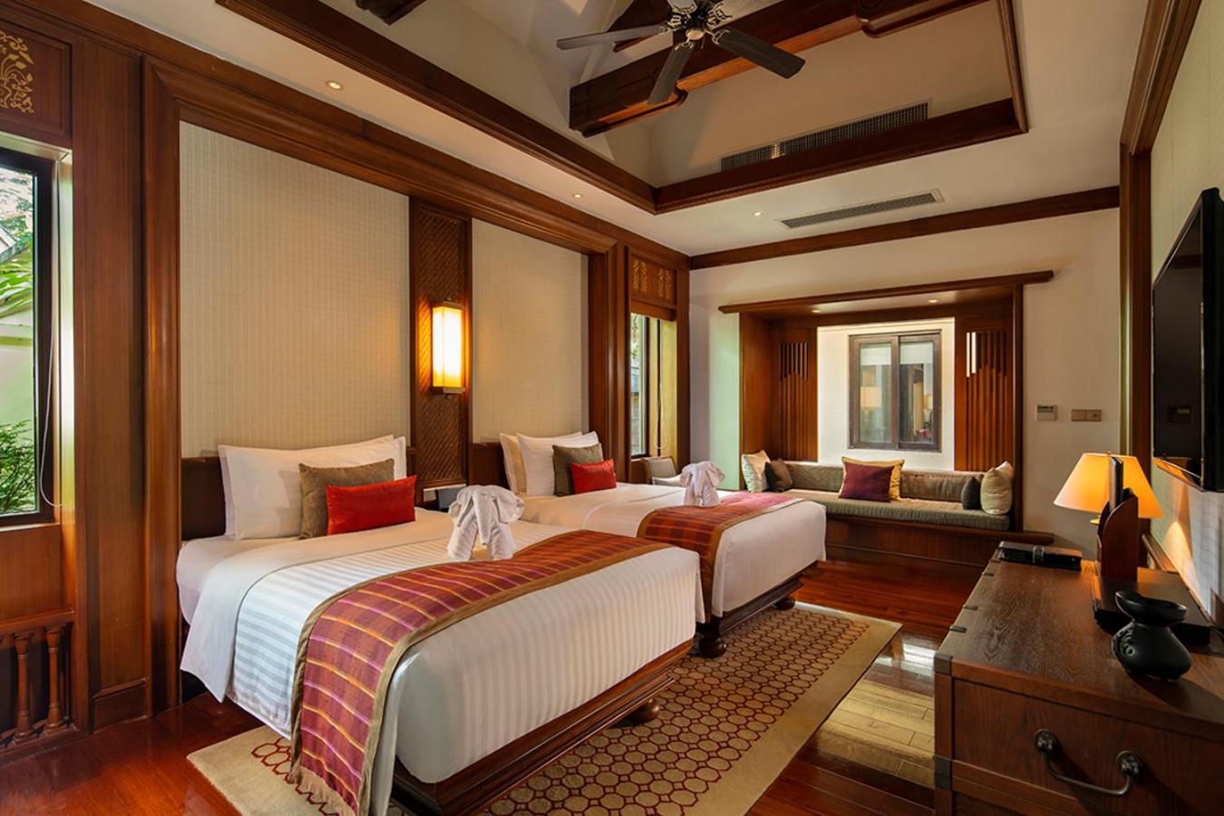 Royal Pool Villa photo 2