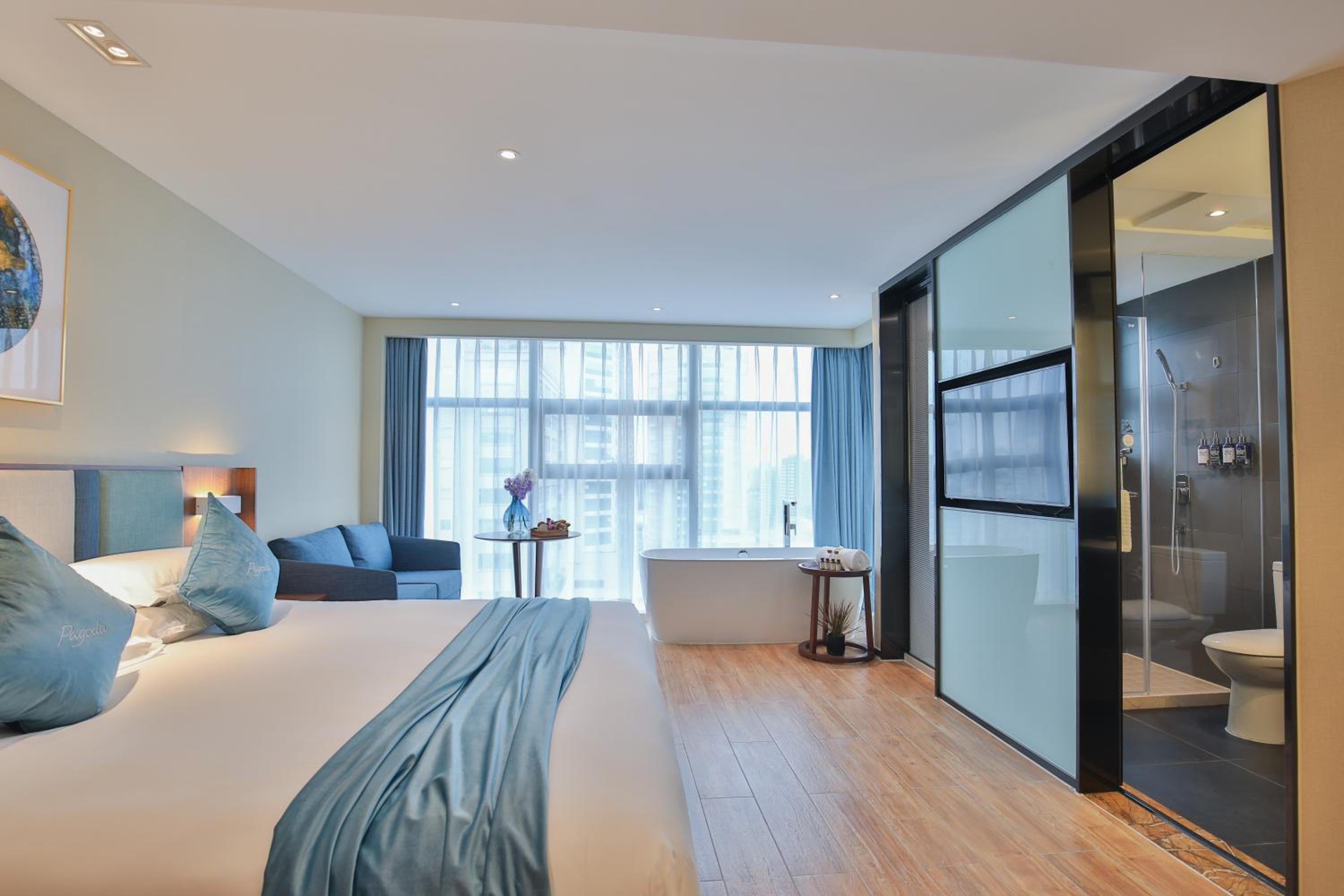 Concept King Room-City View